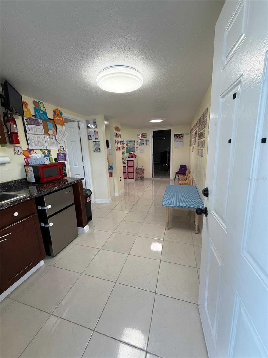 ARMENIA COURT - Residential