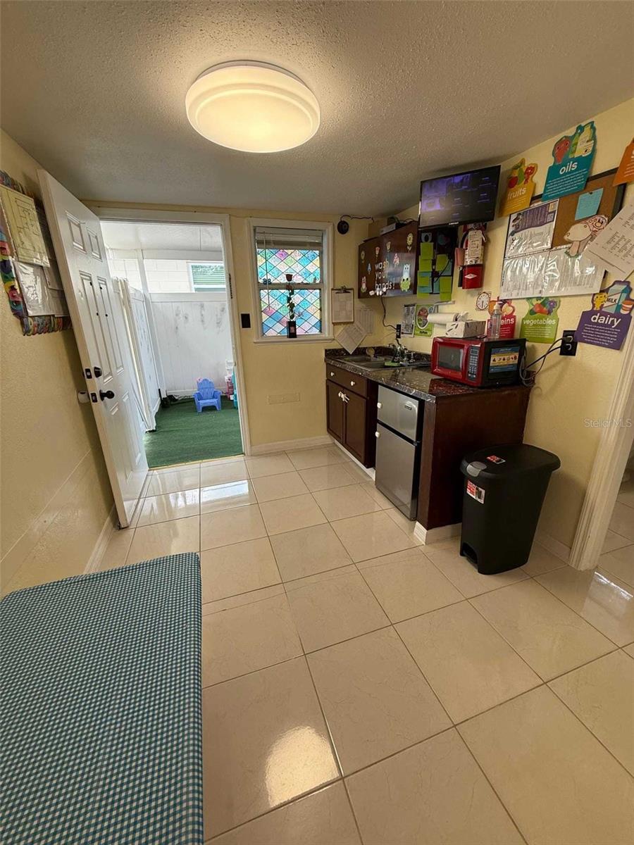 ARMENIA COURT - Residential