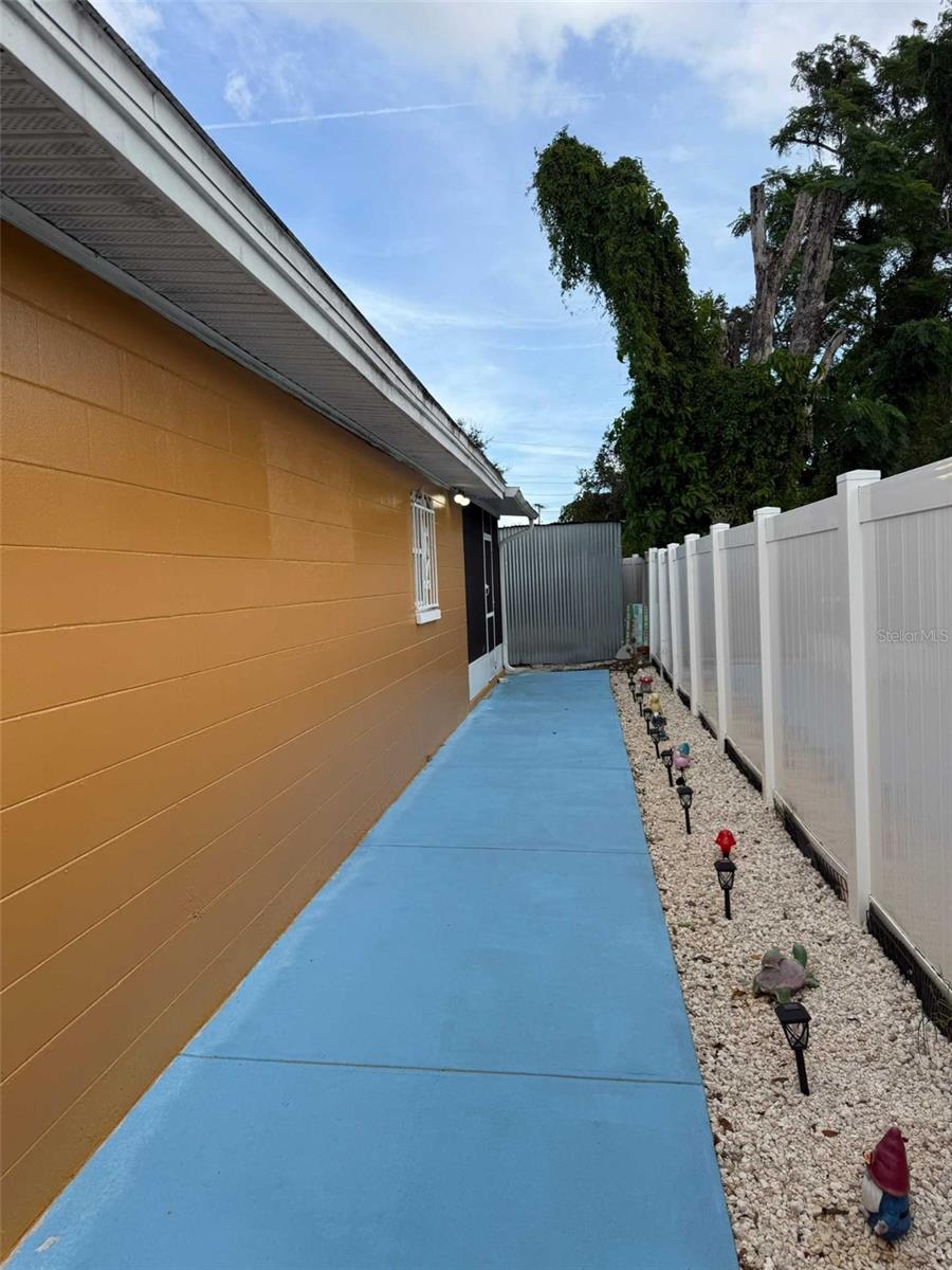 ARMENIA COURT - Residential