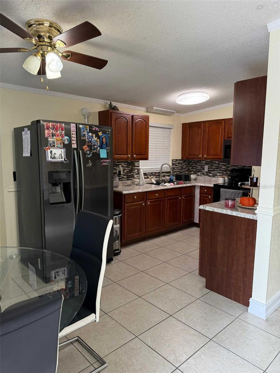 ARMENIA COURT - Residential