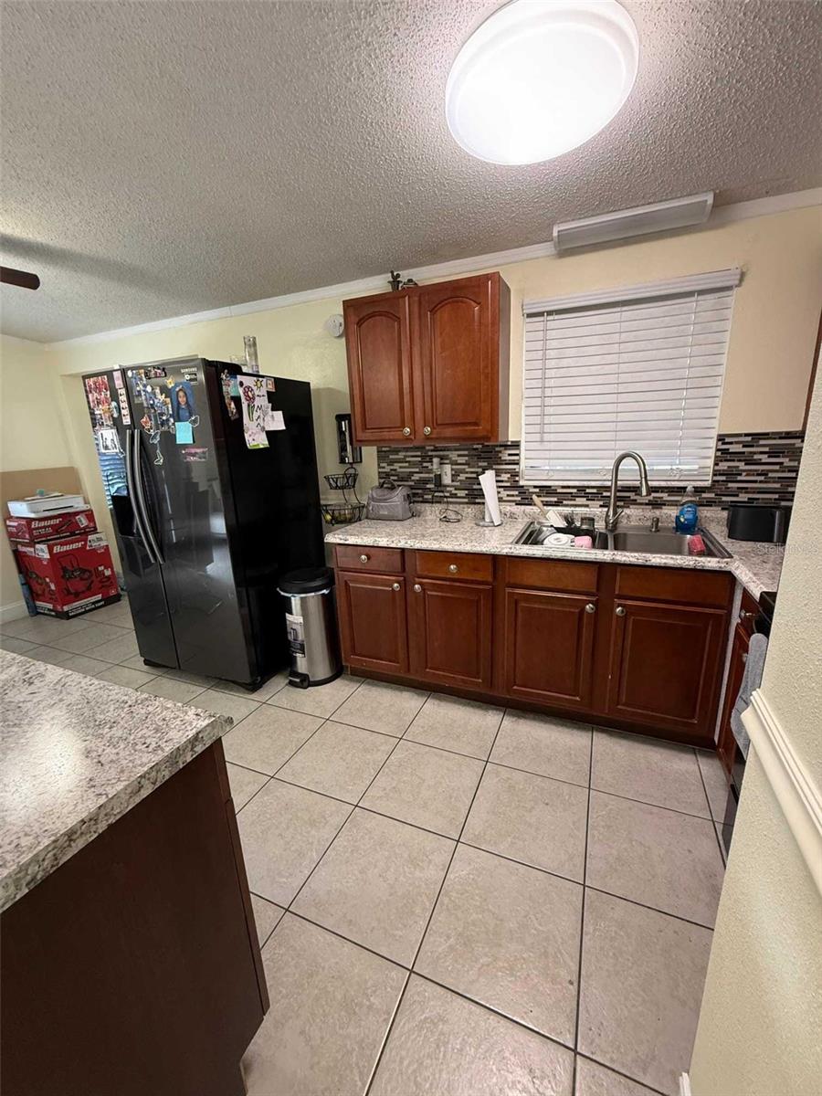 ARMENIA COURT - Residential