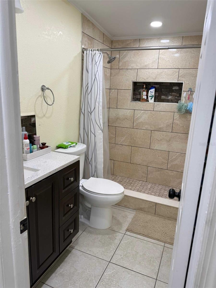 ARMENIA COURT - Residential