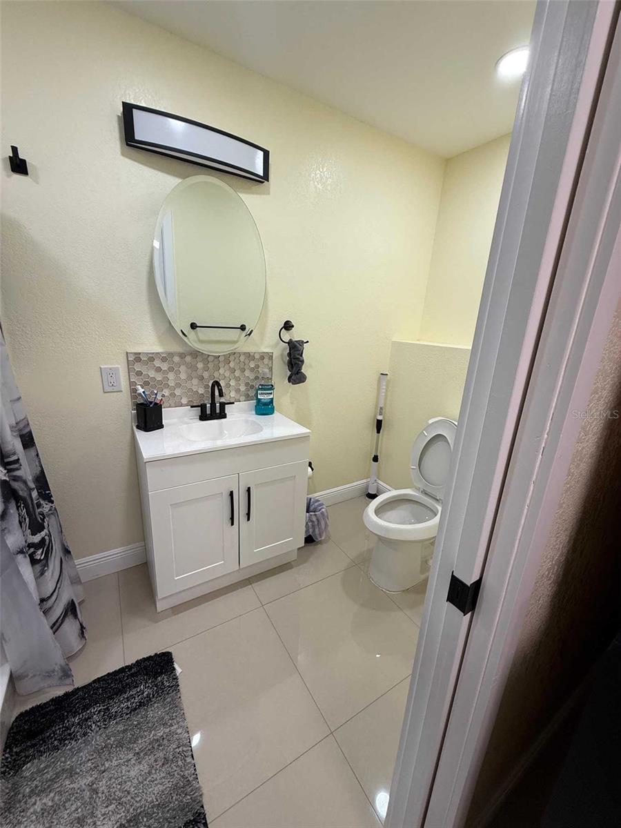 ARMENIA COURT - Residential