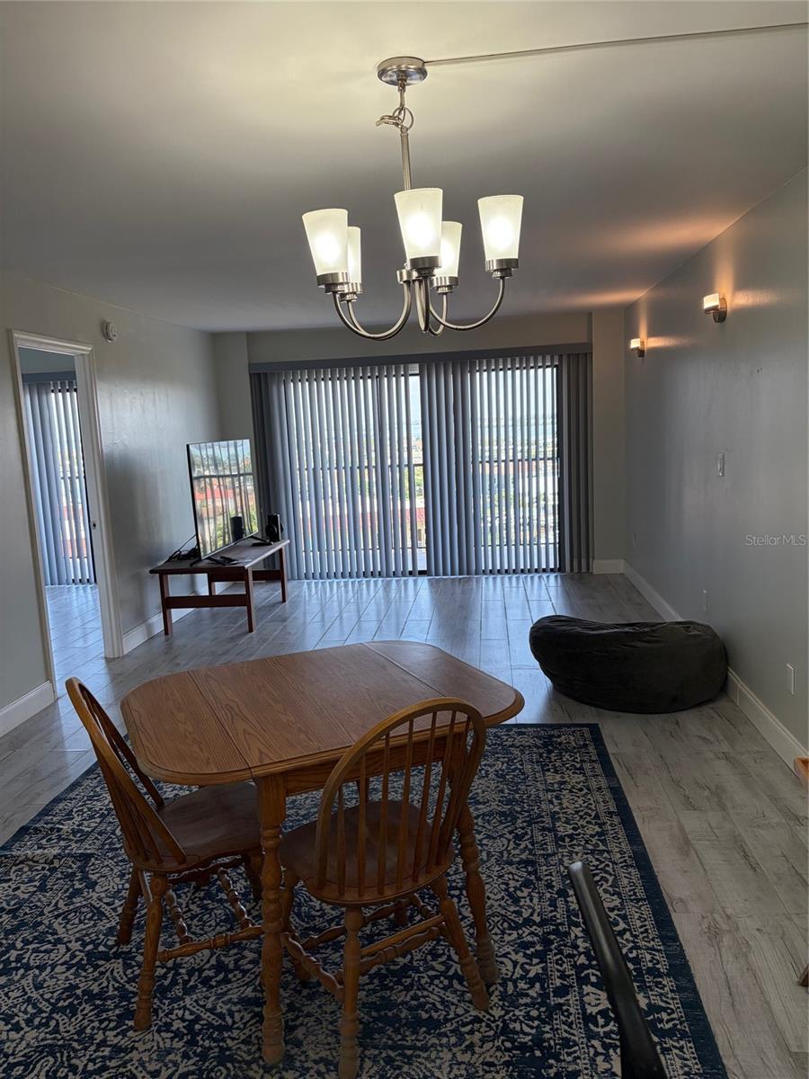 51 ISLAND WAY 801