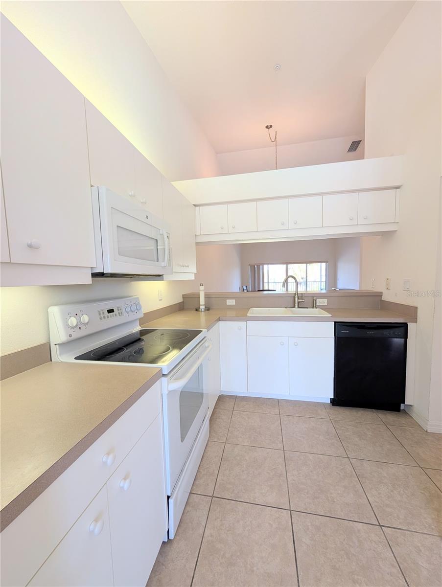 WATERSIDE VILLAGE - Residential