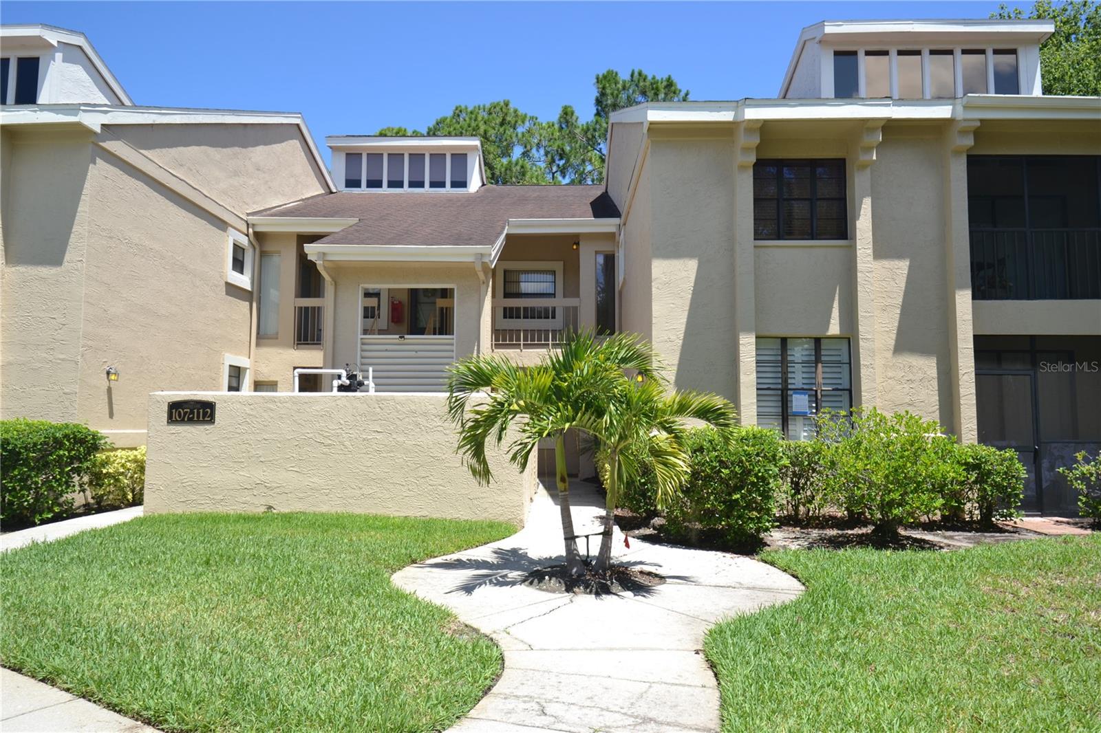 Call me today to book your short-term rental! in East Lake Woodlands. Thinking of moving to Florida? NOT AVAILABLE FEB TO APRIL 2026
Try before you buy with a short-term stay in beautiful East Lake Woodlands! This fully furnished 2-bedroom, 2-bath upstairs condo, complete with a loft that includes a trundle bed and/or space for a home office. Whether you're staying for a month or up to three months, this is the perfect opportunity to explore the area and figure out where you want to live long-term. Just bring your clothes and groceries—everything else is here! Located in the highly desirable, gated East Lake Woodlands community, you'll enjoy a serene golf course setting with every comfort of home. Step out onto your extra-large screened lanai and watch the golfers pass by, or enjoy your front screened balcony overlooking peaceful surroundings. Reserved covered parking and guest spots are available for your convenience. Included in your stay: All utilities (electricity covered up to $100/month), Water, sewer, trash, High-speed internet and cable TVs in both the living room and primary bedroom In-unit washer and dryer. Both the primary bedroom and the living room offer gorgeous views of the East Lake Woodlands golf course, adding to the relaxing atmosphere of this lovely condo. Located just minutes from shopping, restaurants, a local theater, and with easy access to Tampa International Airport and Florida’s world-famous beaches, this is the ideal spot for a temporary stay that feels like a vacation. Ready to experience the East Lake Woodlands lifestyle? Call me today to book your short-term rental!