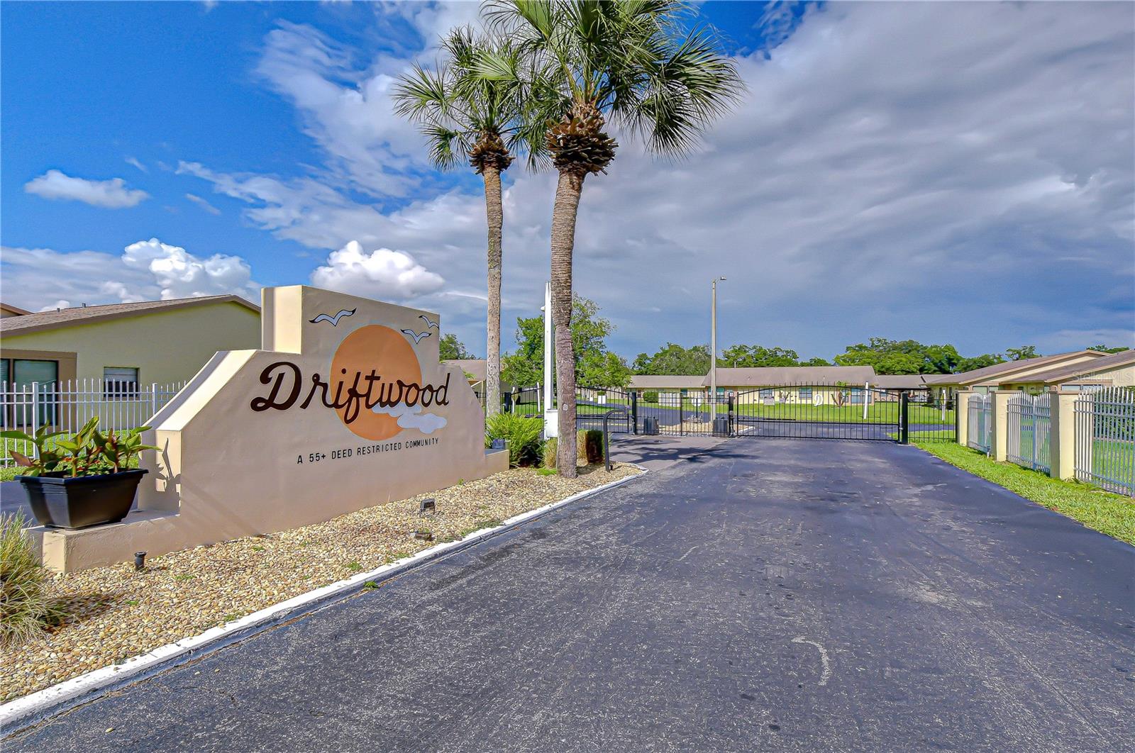 DRIFTWOOD ZEPHYRHILLS - Residential