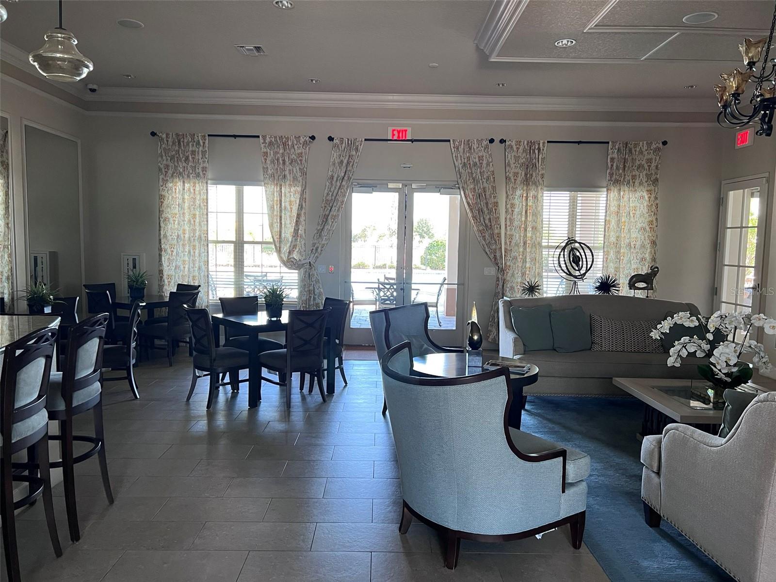 HERITAGE LNDGS - Residential