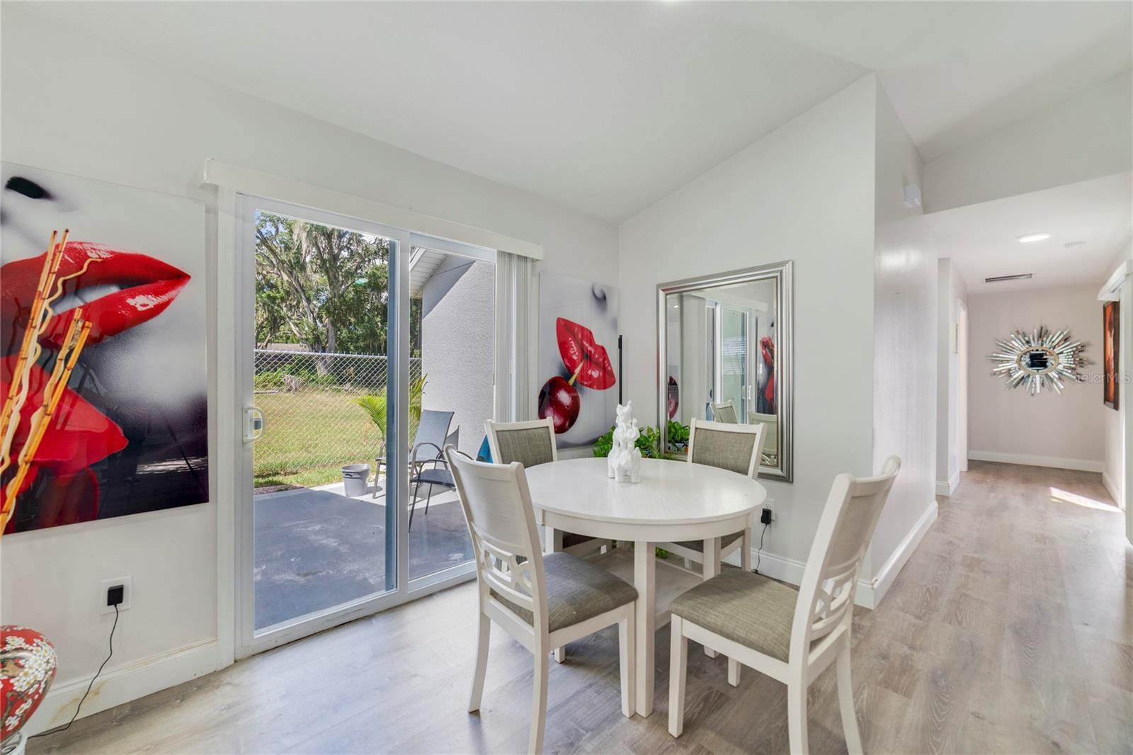 AVACADO TERRACE - Residential