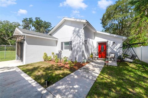 Photo of 1104 W 3rd Street, Sanford, FL 32771 (MLS # O6392867)