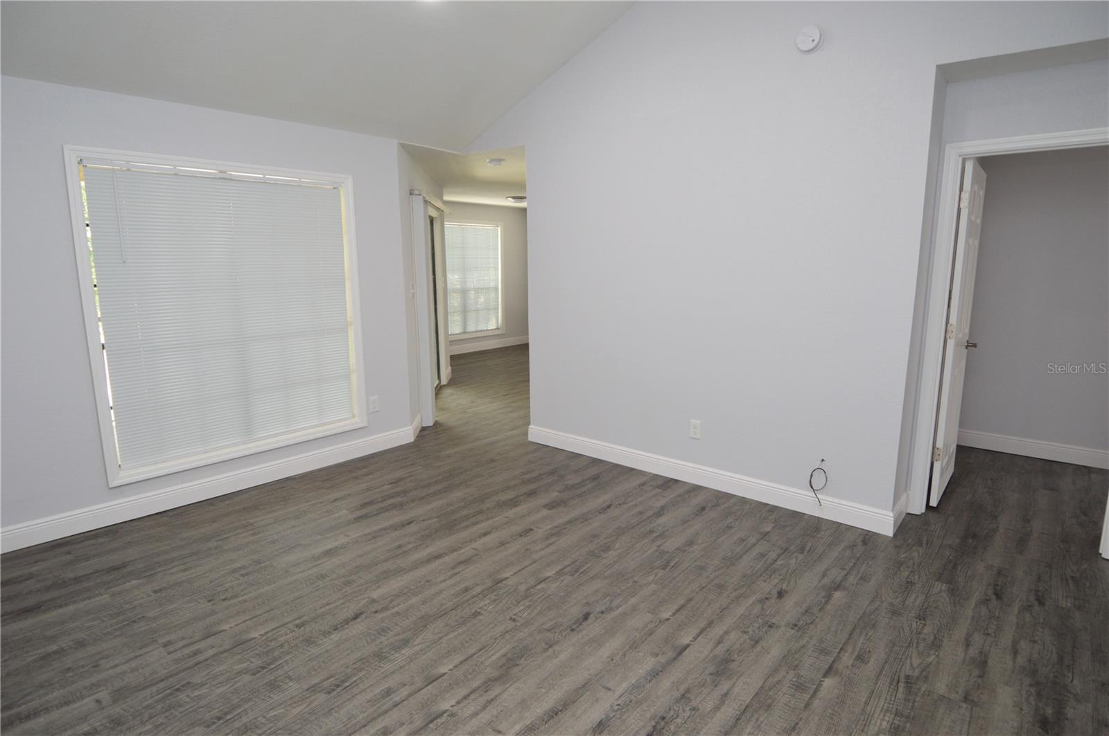 THE GRAND RESERVE CONDO - Residential Lease