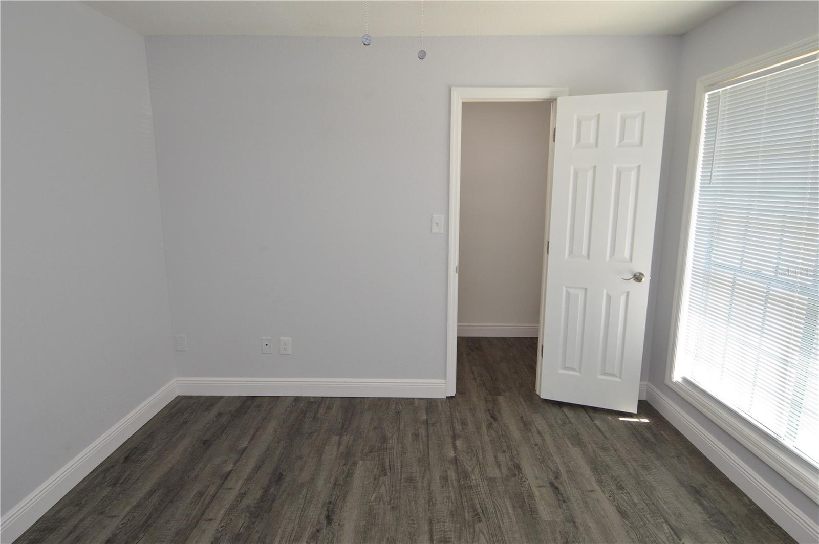 THE GRAND RESERVE CONDO - Residential Lease