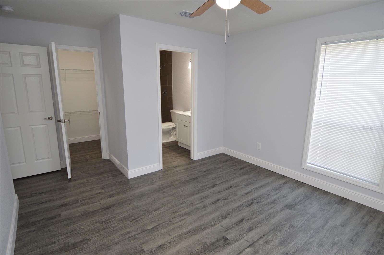 THE GRAND RESERVE CONDO - Residential Lease