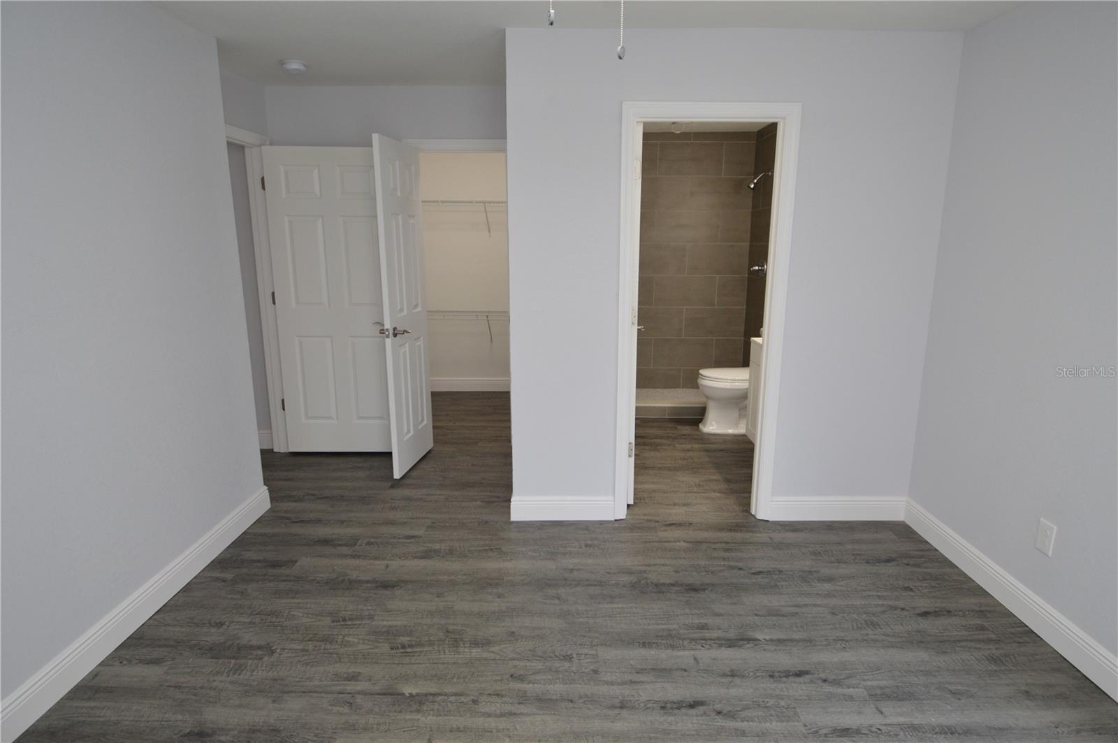 THE GRAND RESERVE CONDO - Residential Lease