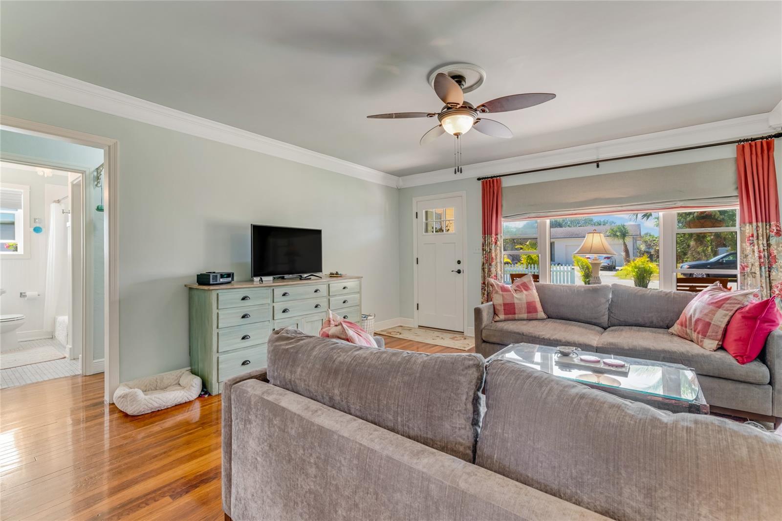 127 FLAMINGO AVENUE