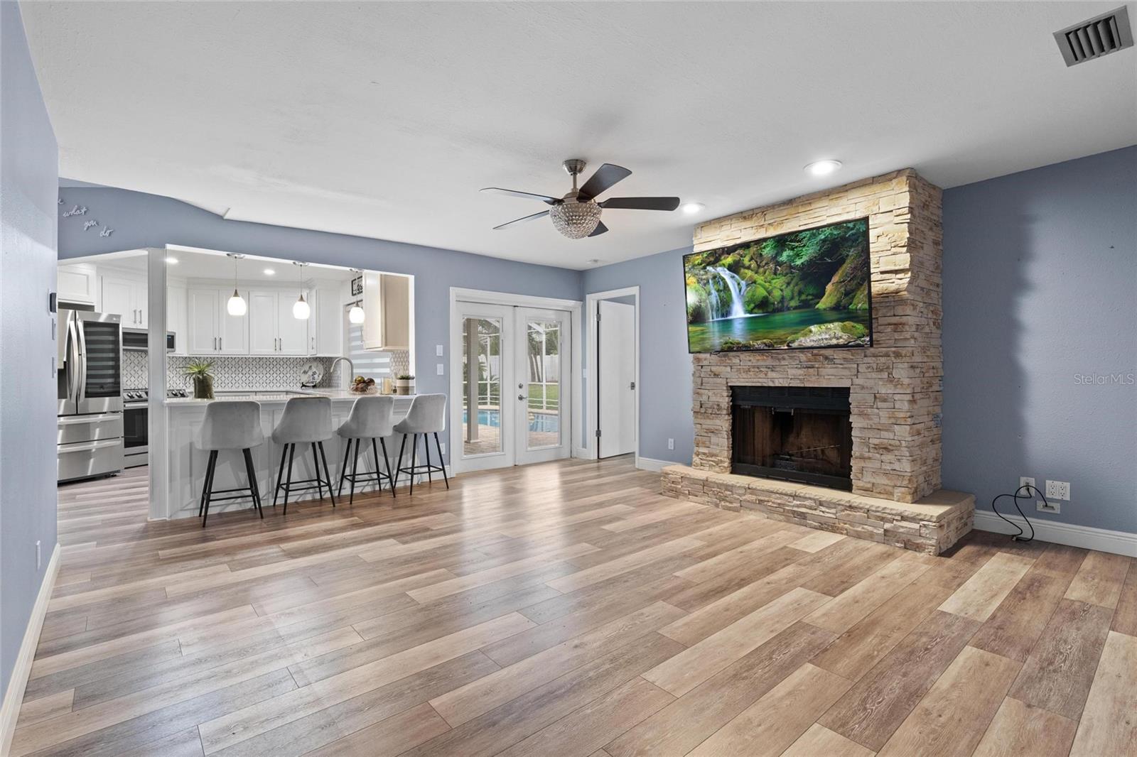 ENISWOOD UNIT II A - Residential