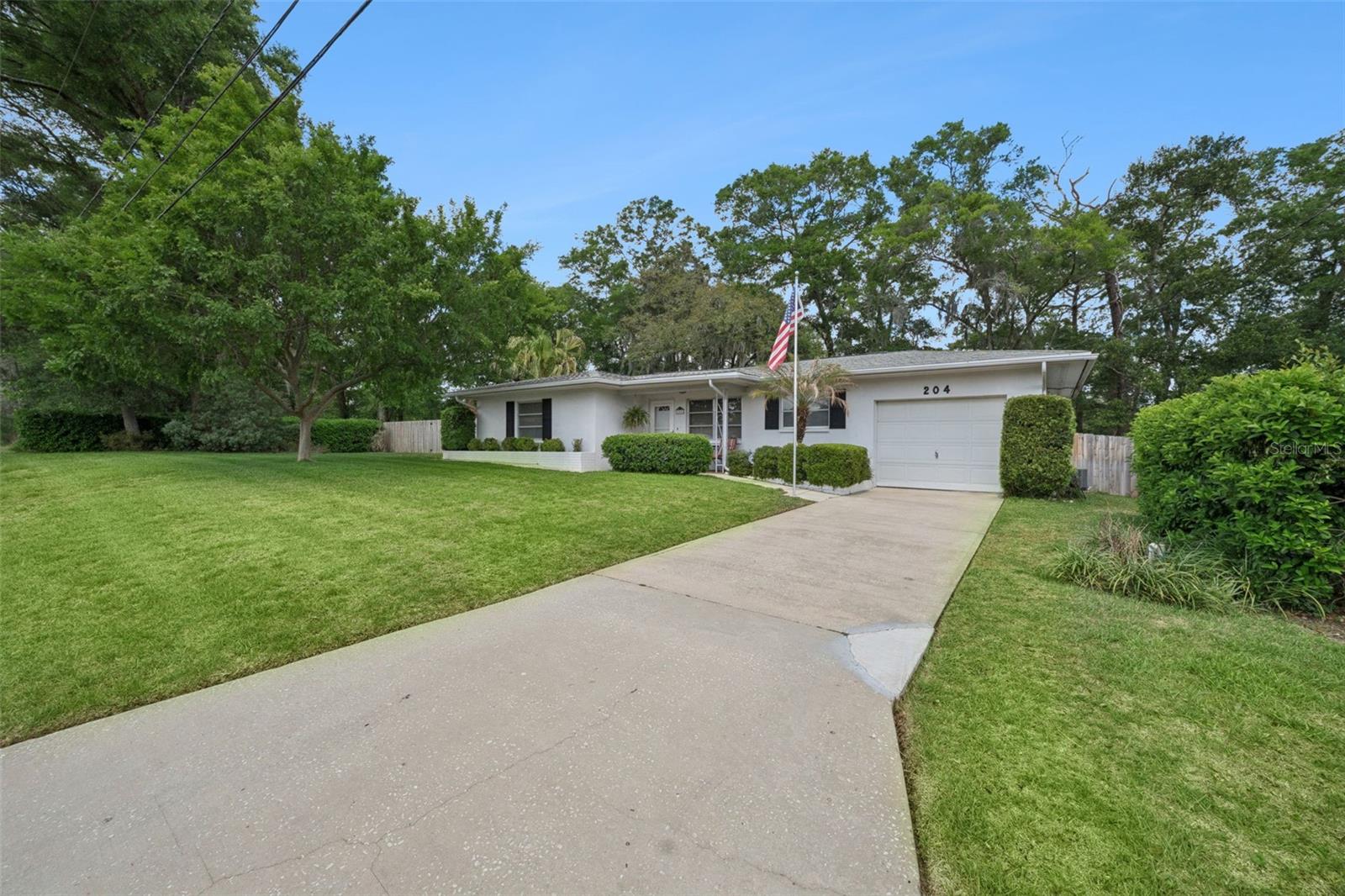 INVERNESS HIGHLANDS SOUTH - Residential