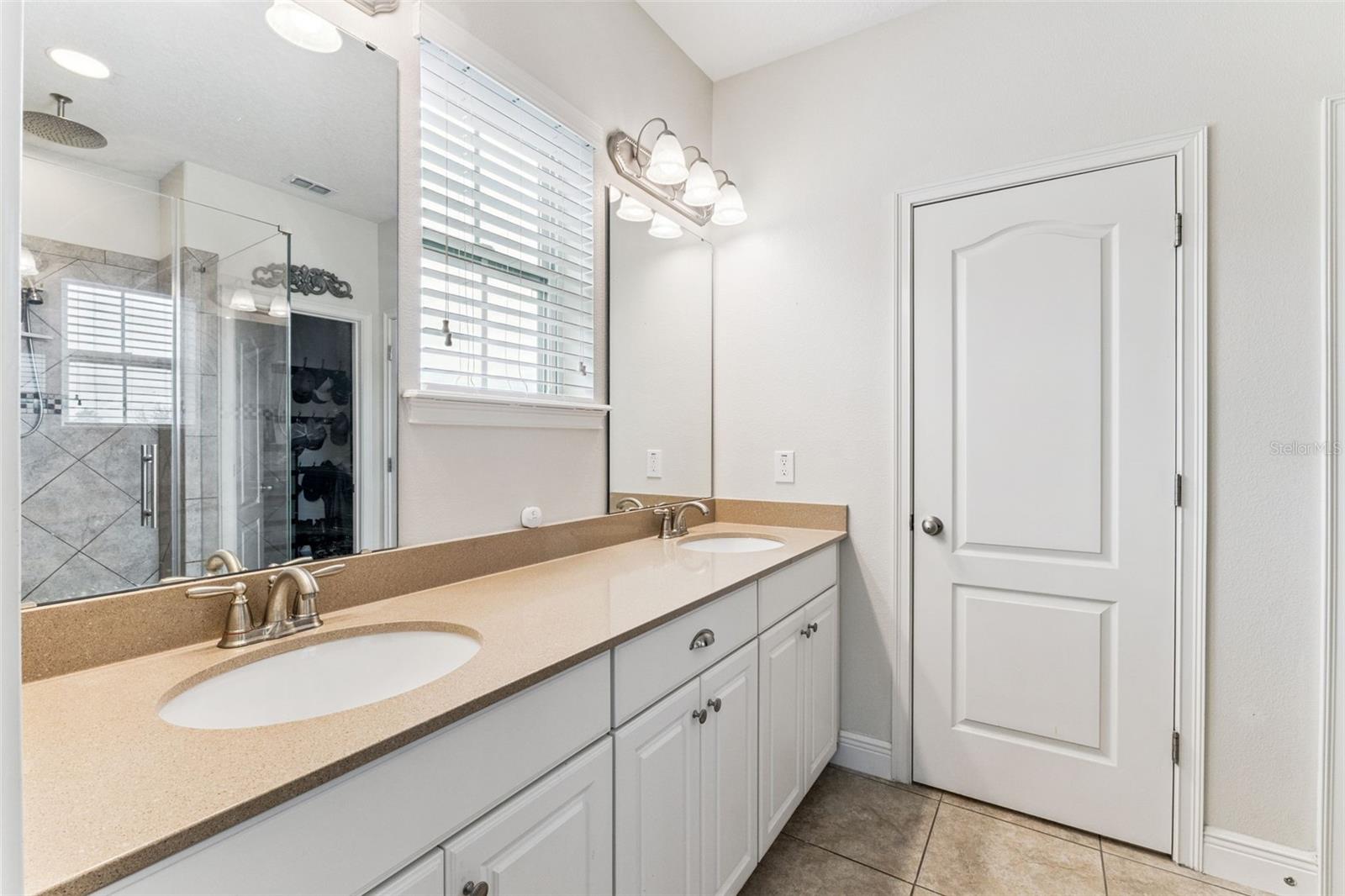 OAKLAND PARK - Residential