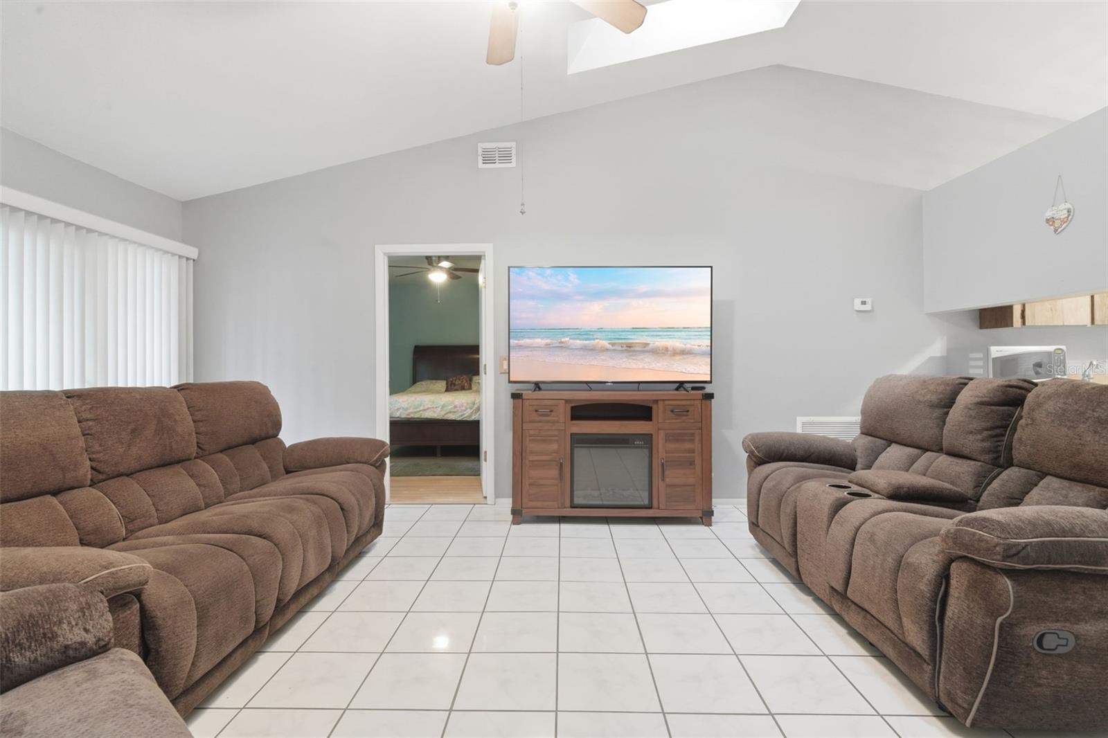 PLANTATION ESTATES UNIT 24 - Residential