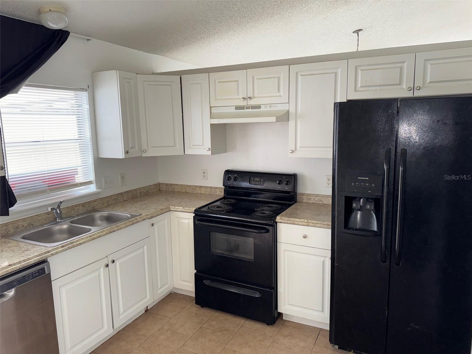 DEERSONG - Residential