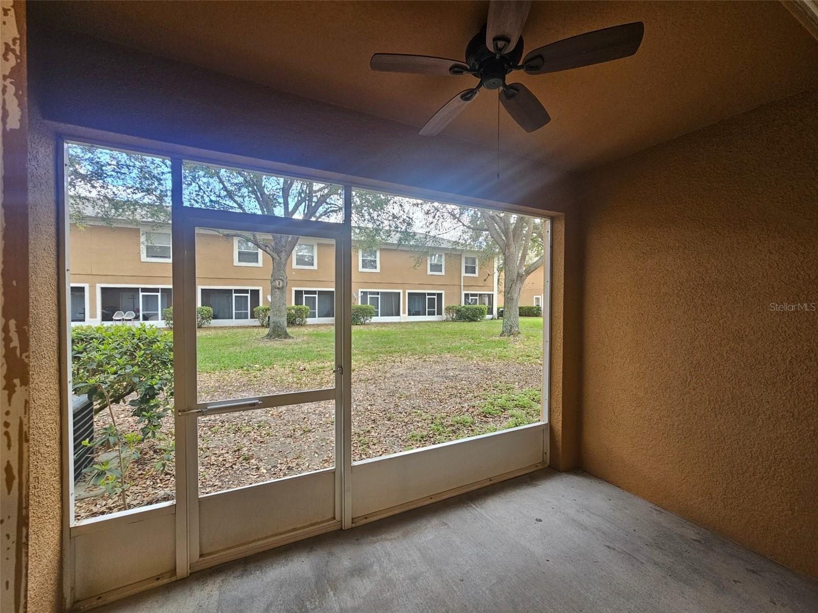 TOWNS LEGACY PARK - Residential Lease