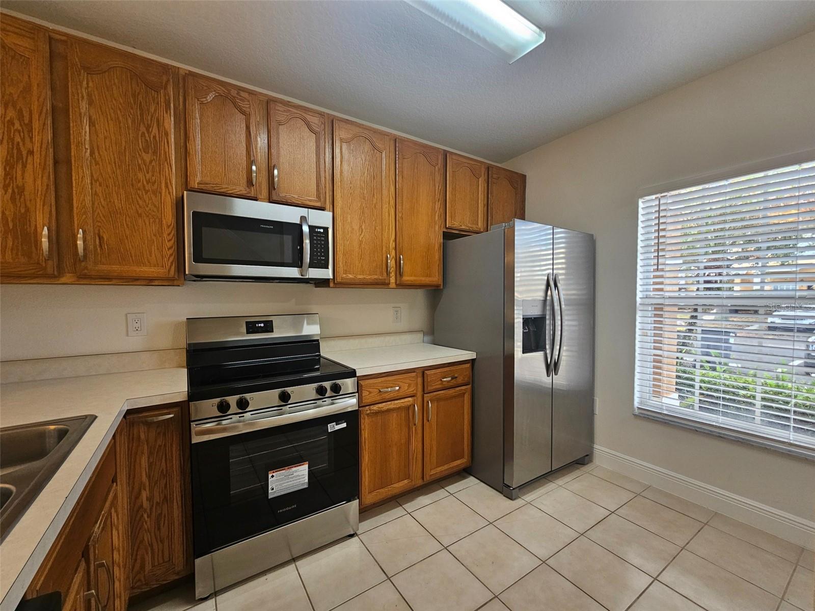 TOWNS LEGACY PARK - Residential Lease