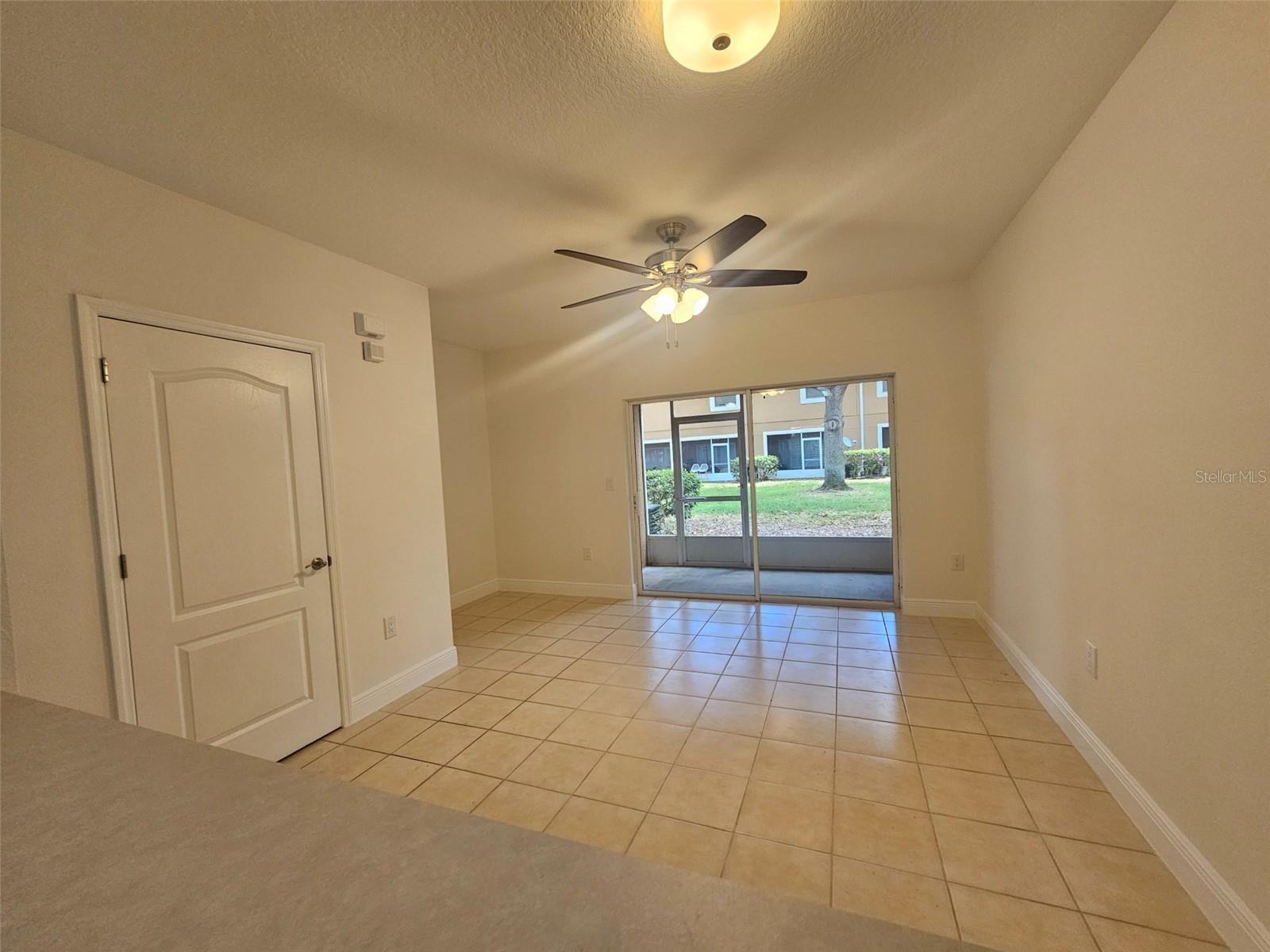 TOWNS LEGACY PARK - Residential Lease