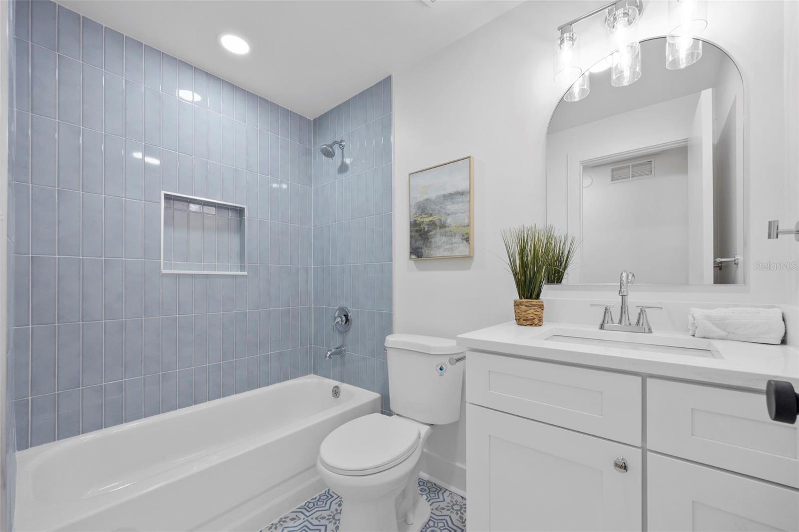 PINEBROOK ESTATES - Residential