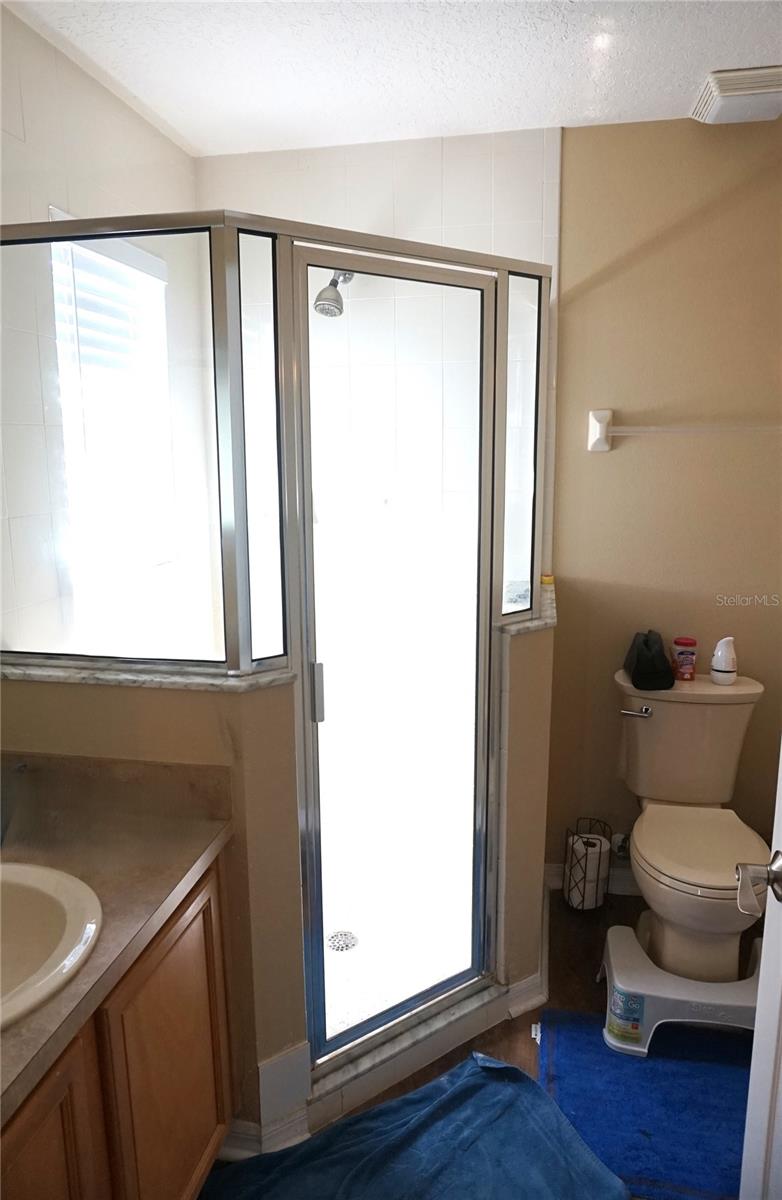 CALABAY PARC AT TOWER LAKE - Residential