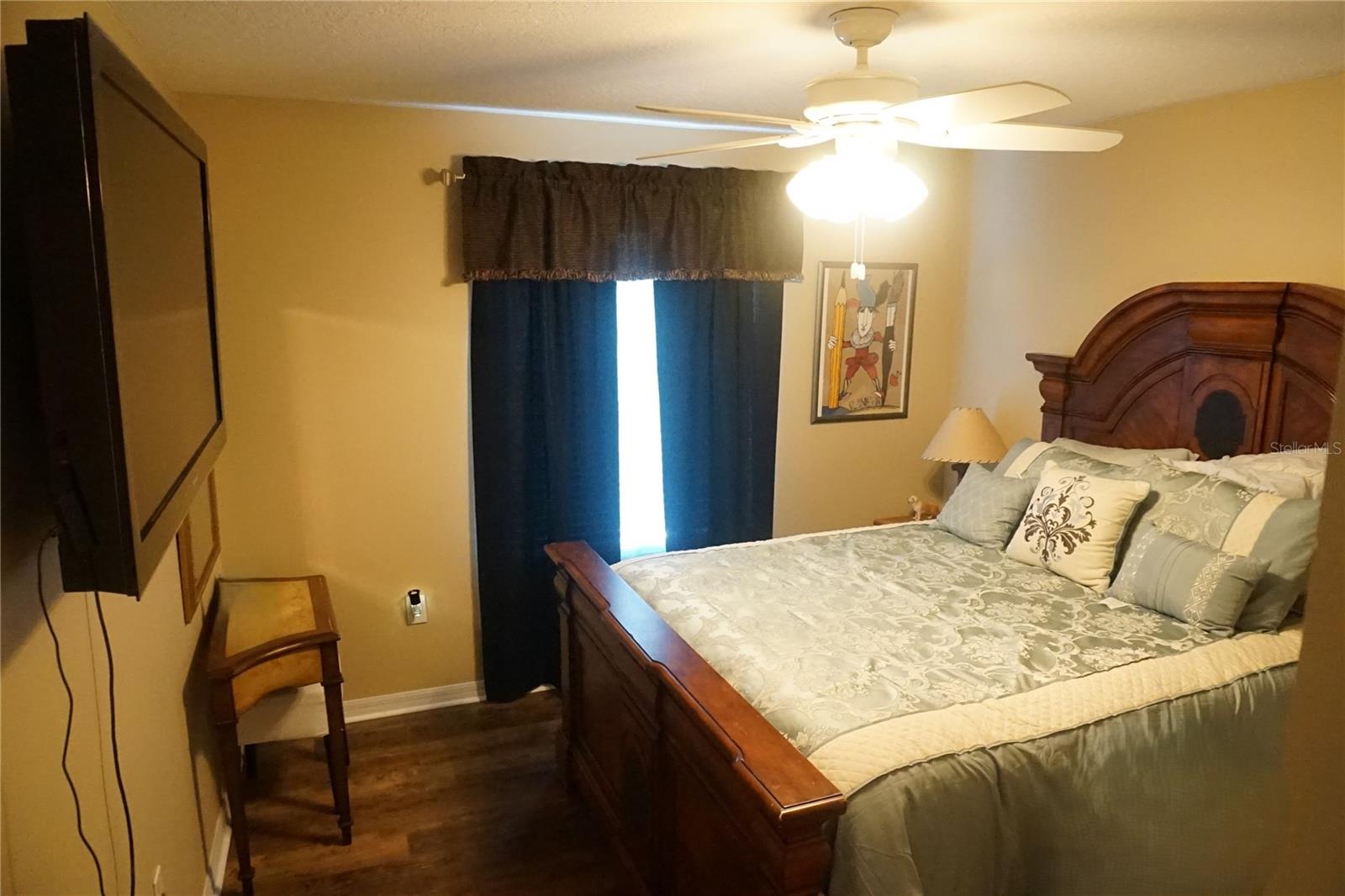 CALABAY PARC AT TOWER LAKE - Residential