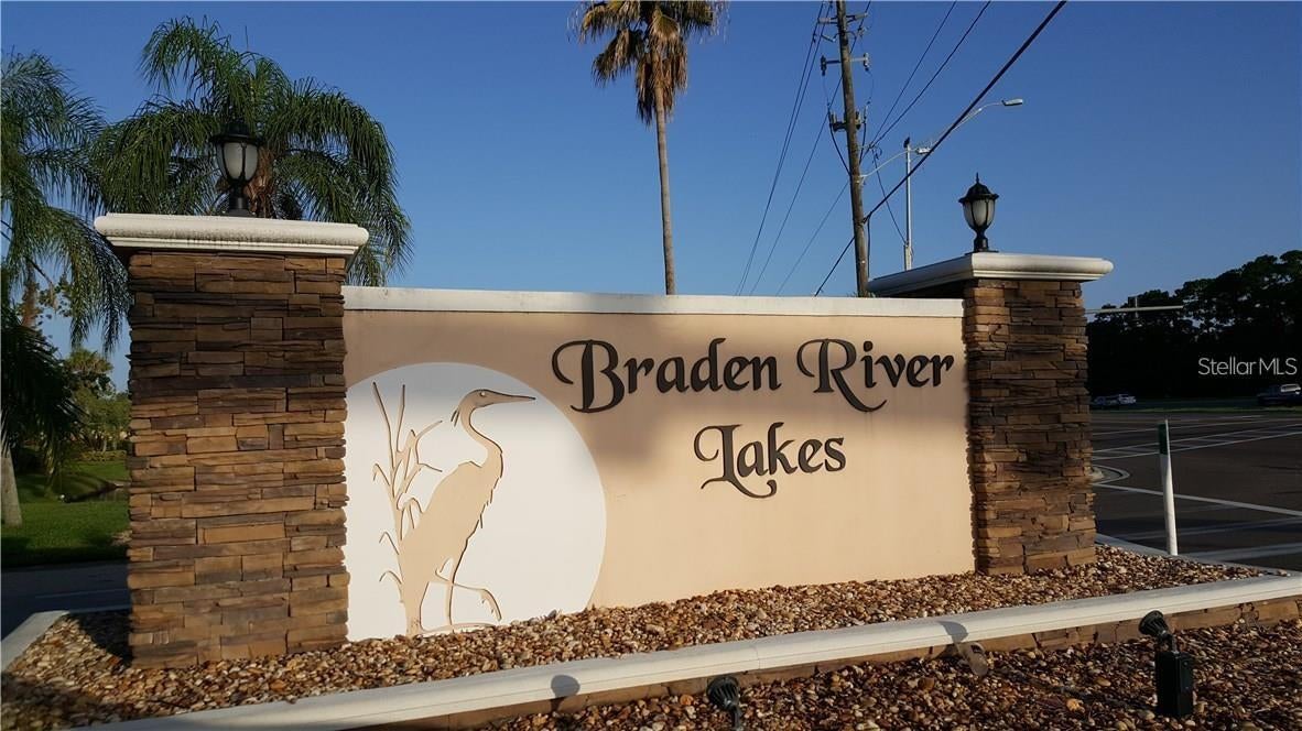 4910 6TH AVENUE E, BRADENTON, FL, 34208 1 4910 6TH AVENUE E