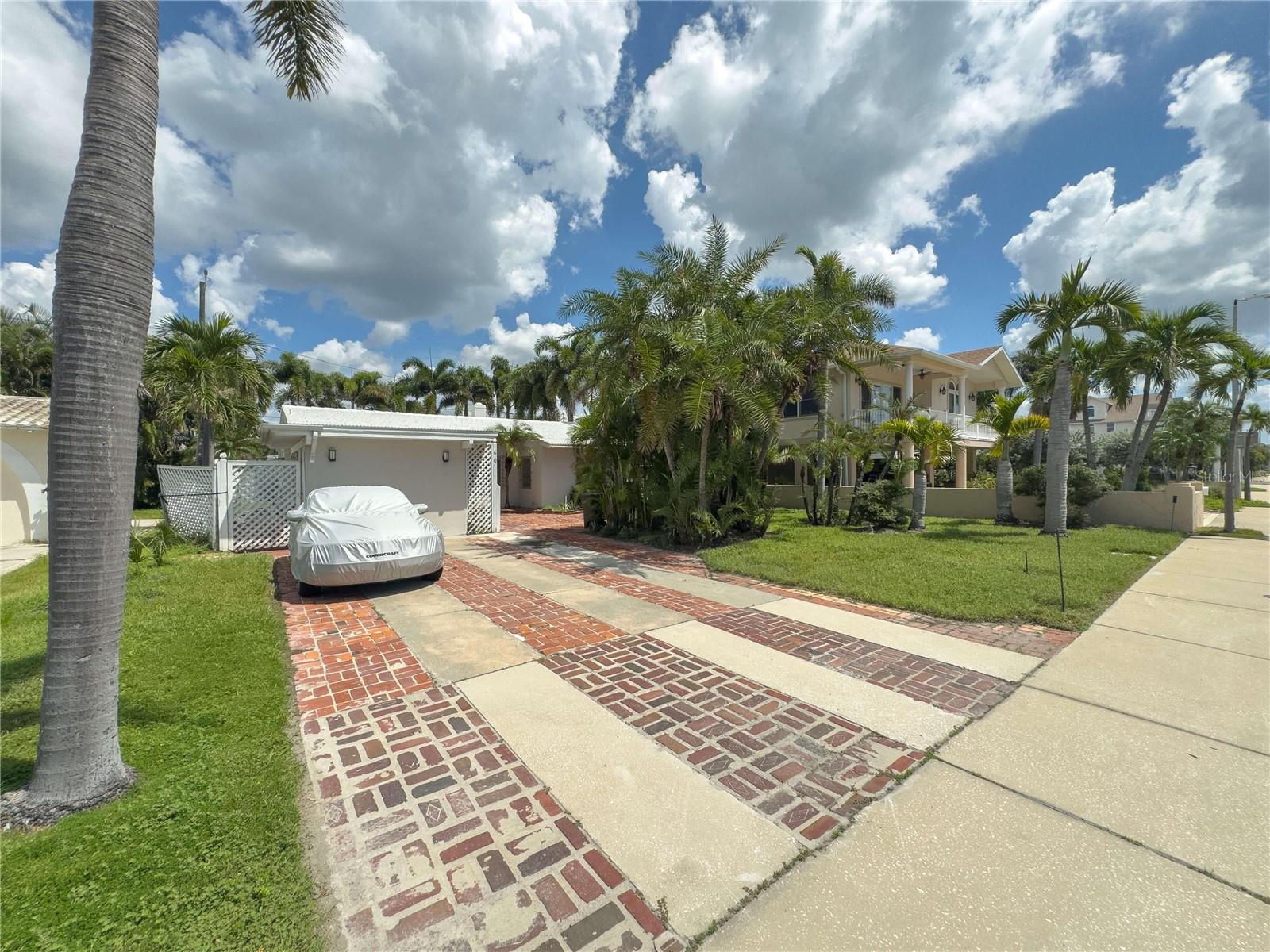 16107 GULF BOULEVARD