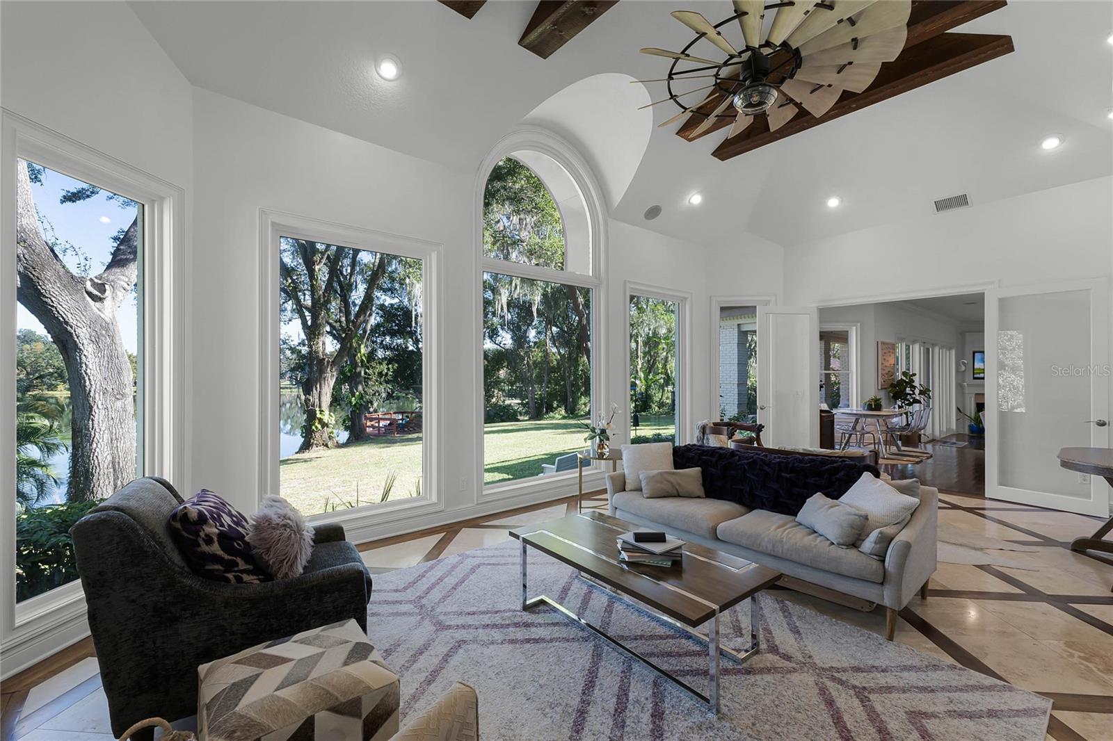 CHEROKEE HILL - Residential