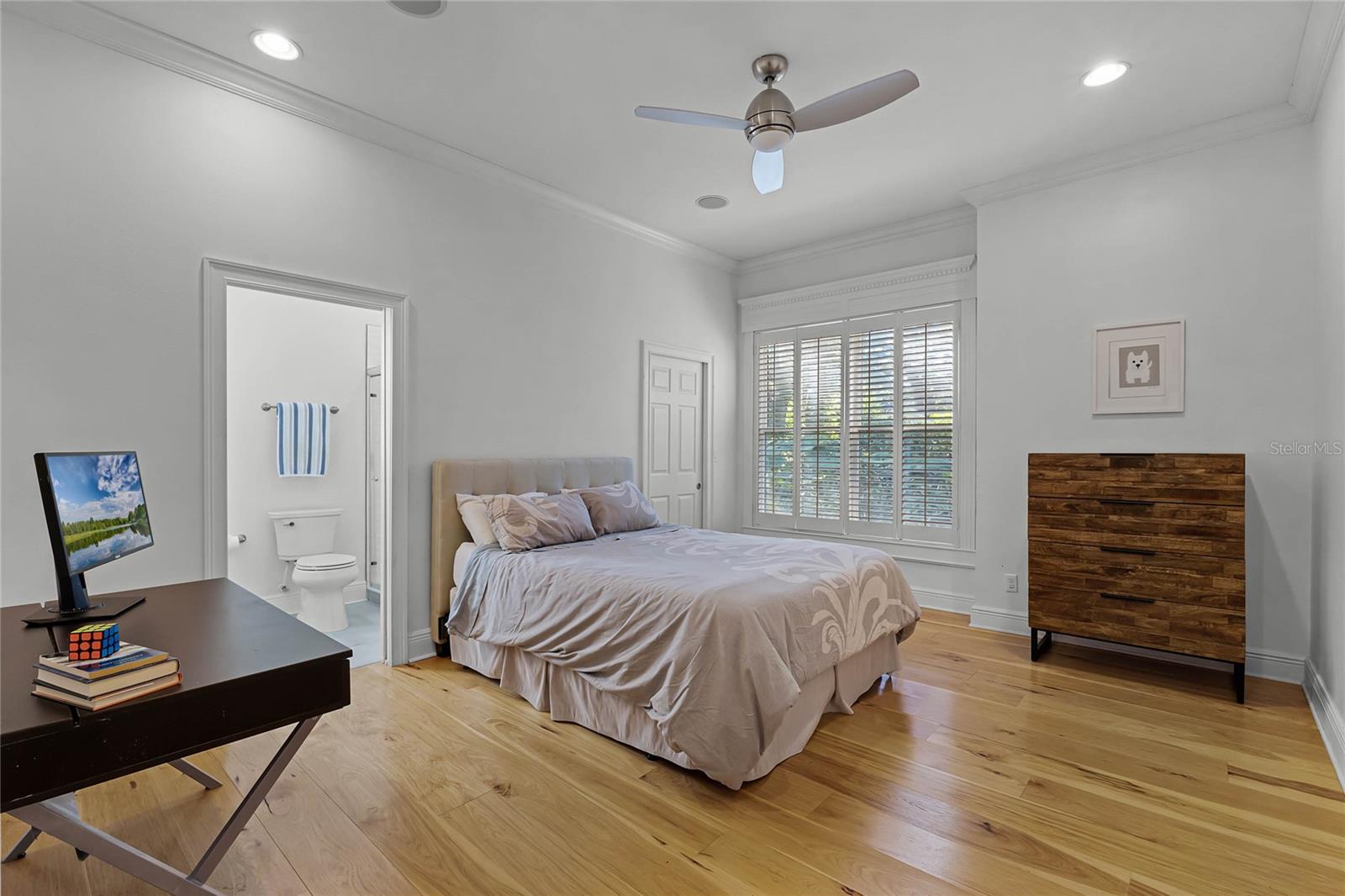 CHEROKEE HILL - Residential