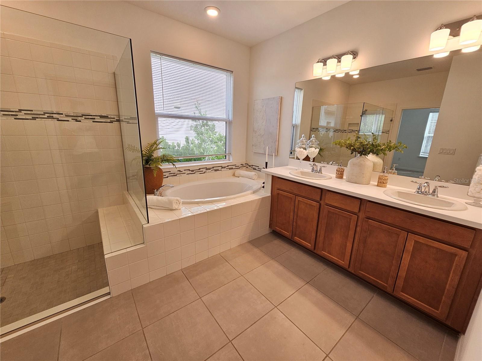 SKYE RANCH NBRHD 4 NORTH PH 1 - Residential Lease