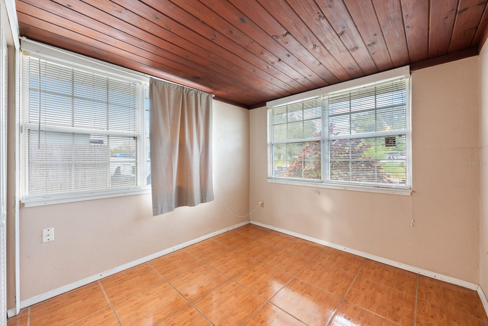 AZALEA PARK SEC 03 - Residential