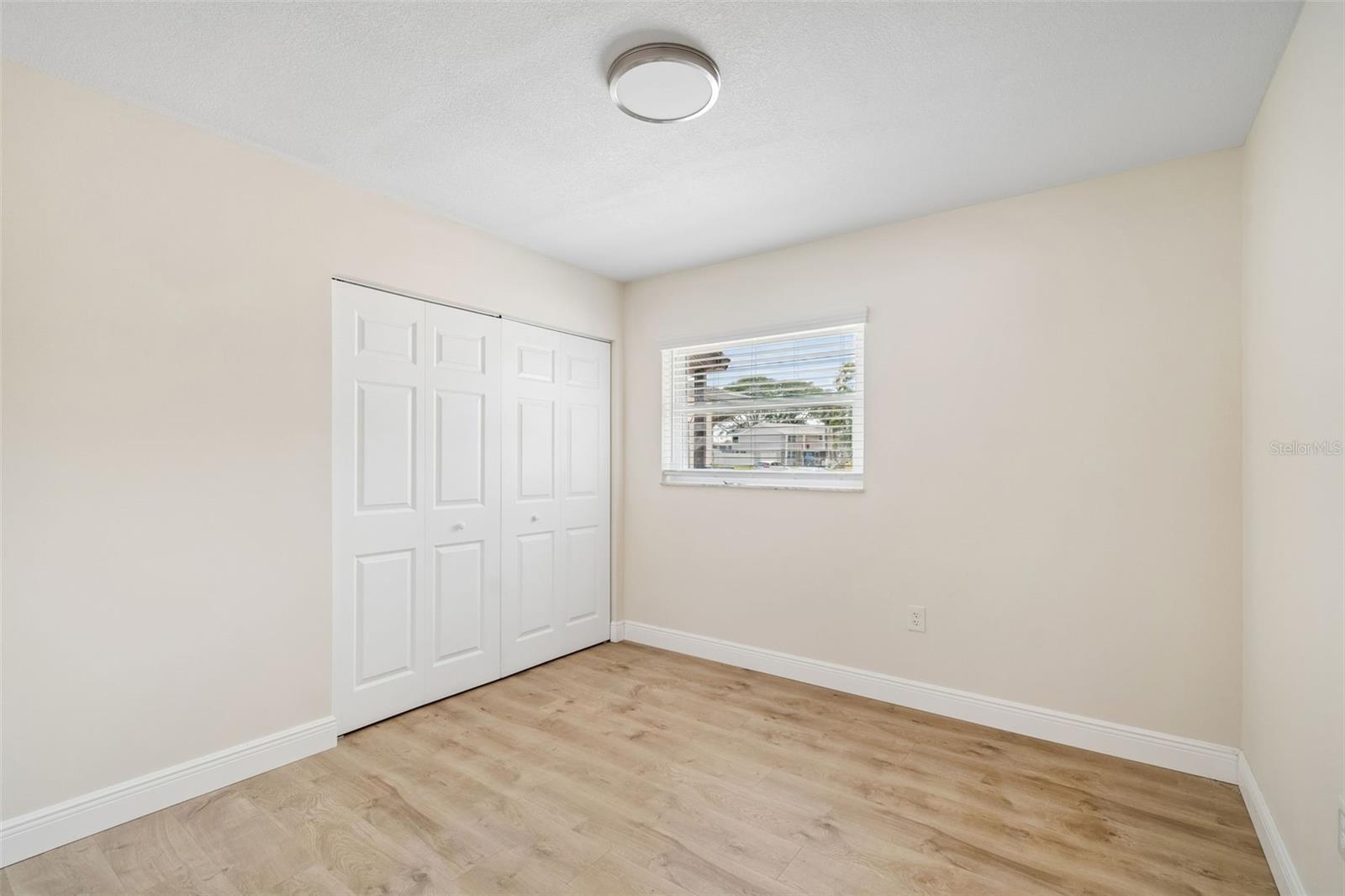 TAMPA SHORES INC 1 UNIT 5 - Residential