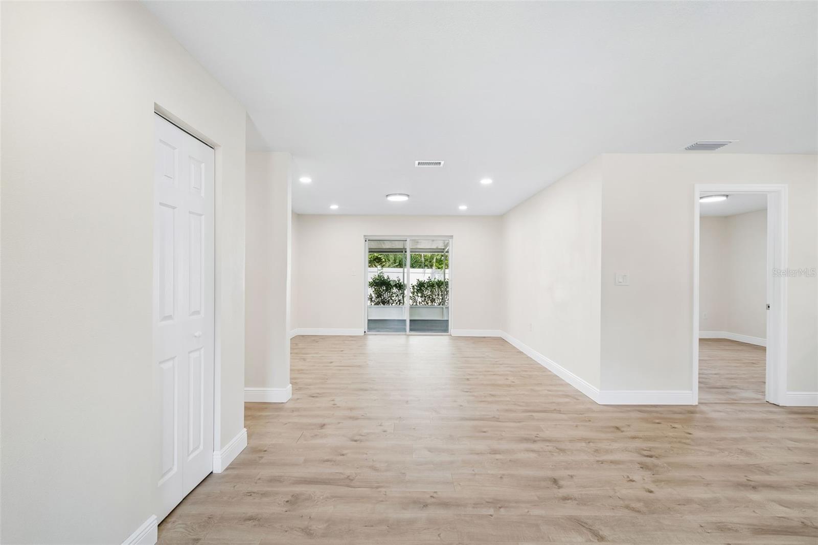 TAMPA SHORES INC 1 UNIT 5 - Residential