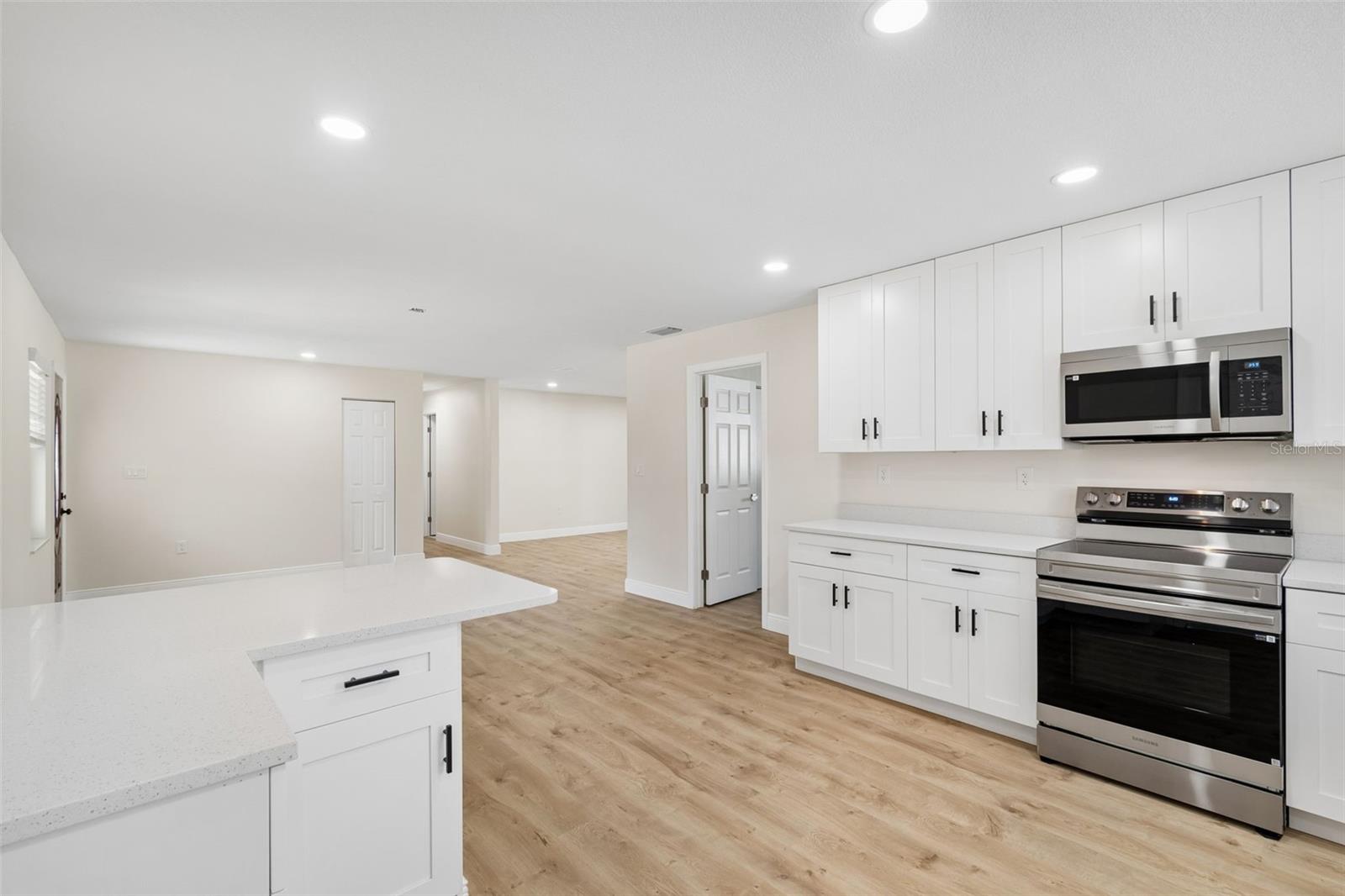 TAMPA SHORES INC 1 UNIT 5 - Residential
