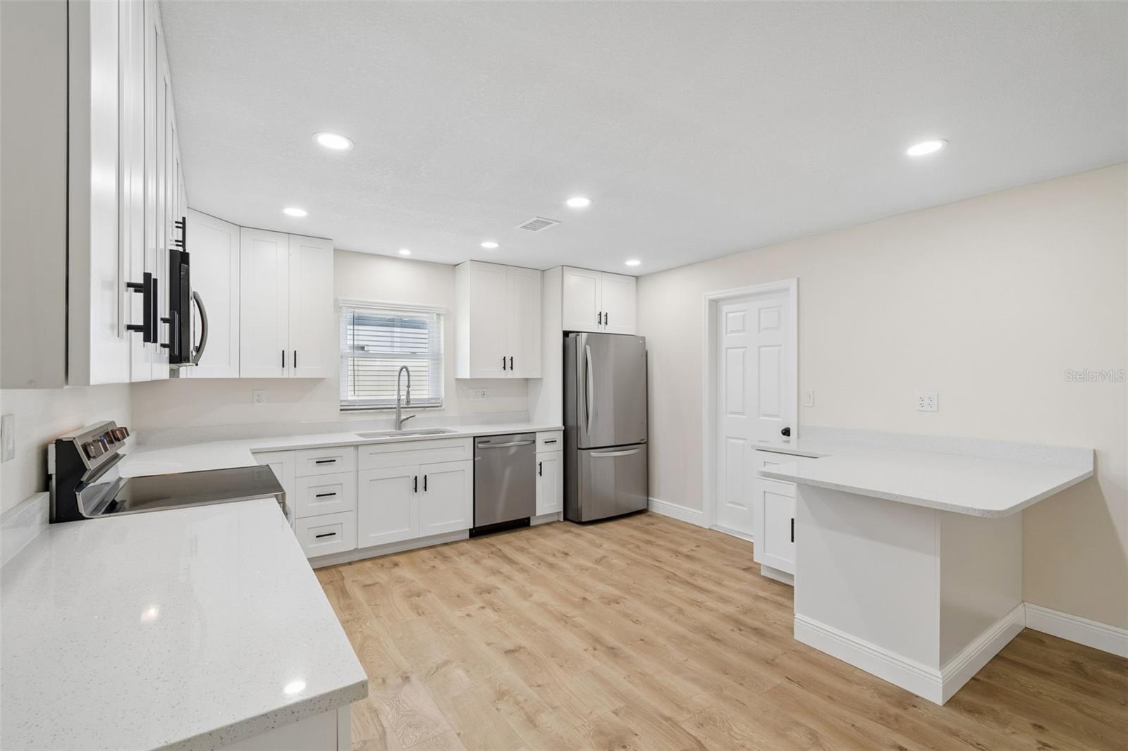 TAMPA SHORES INC 1 UNIT 5 - Residential