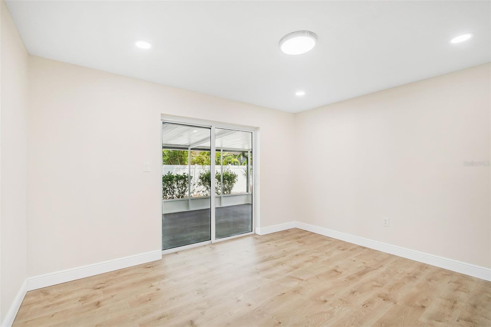 TAMPA SHORES INC 1 UNIT 5 - Residential