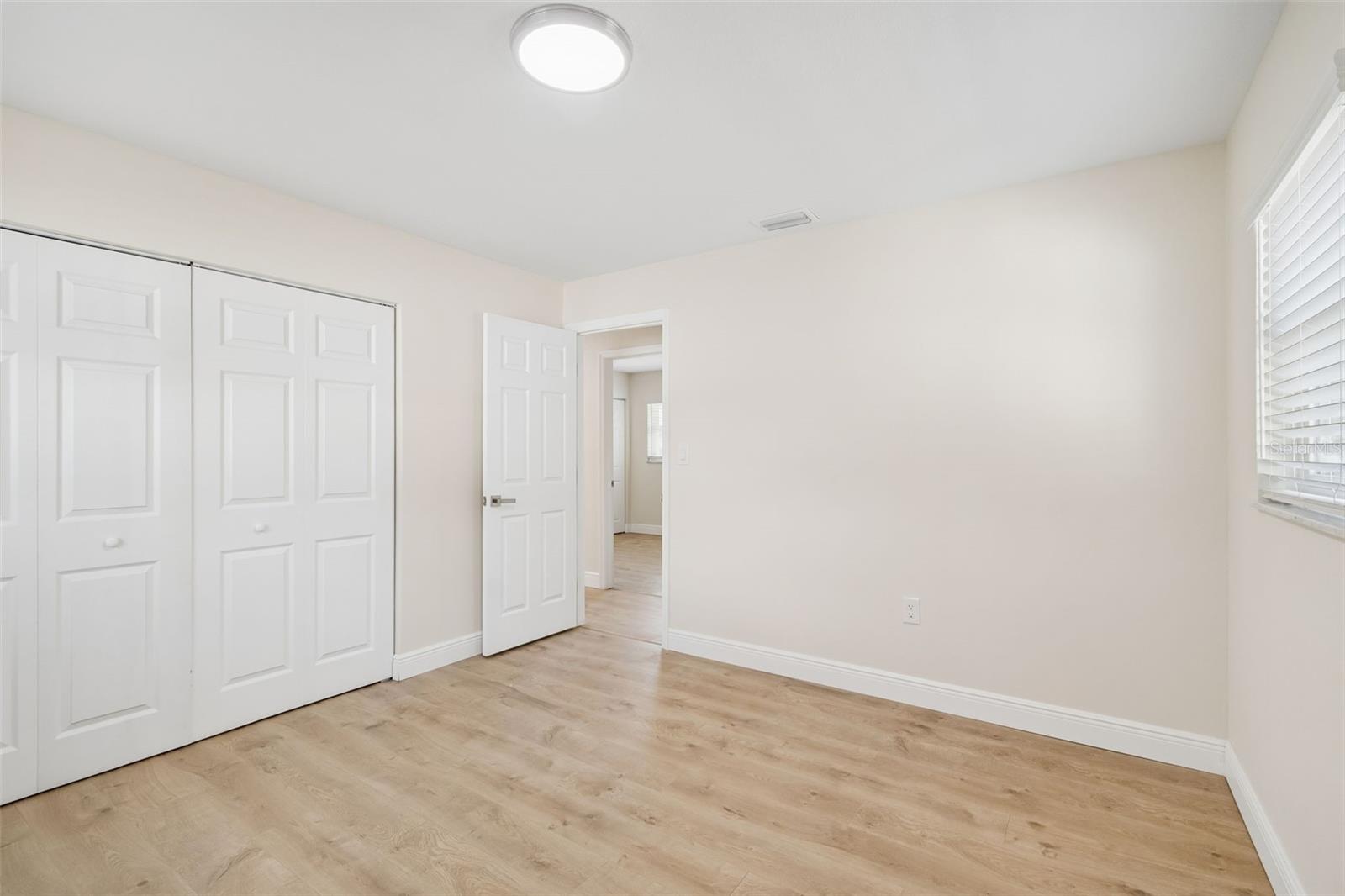 TAMPA SHORES INC 1 UNIT 5 - Residential