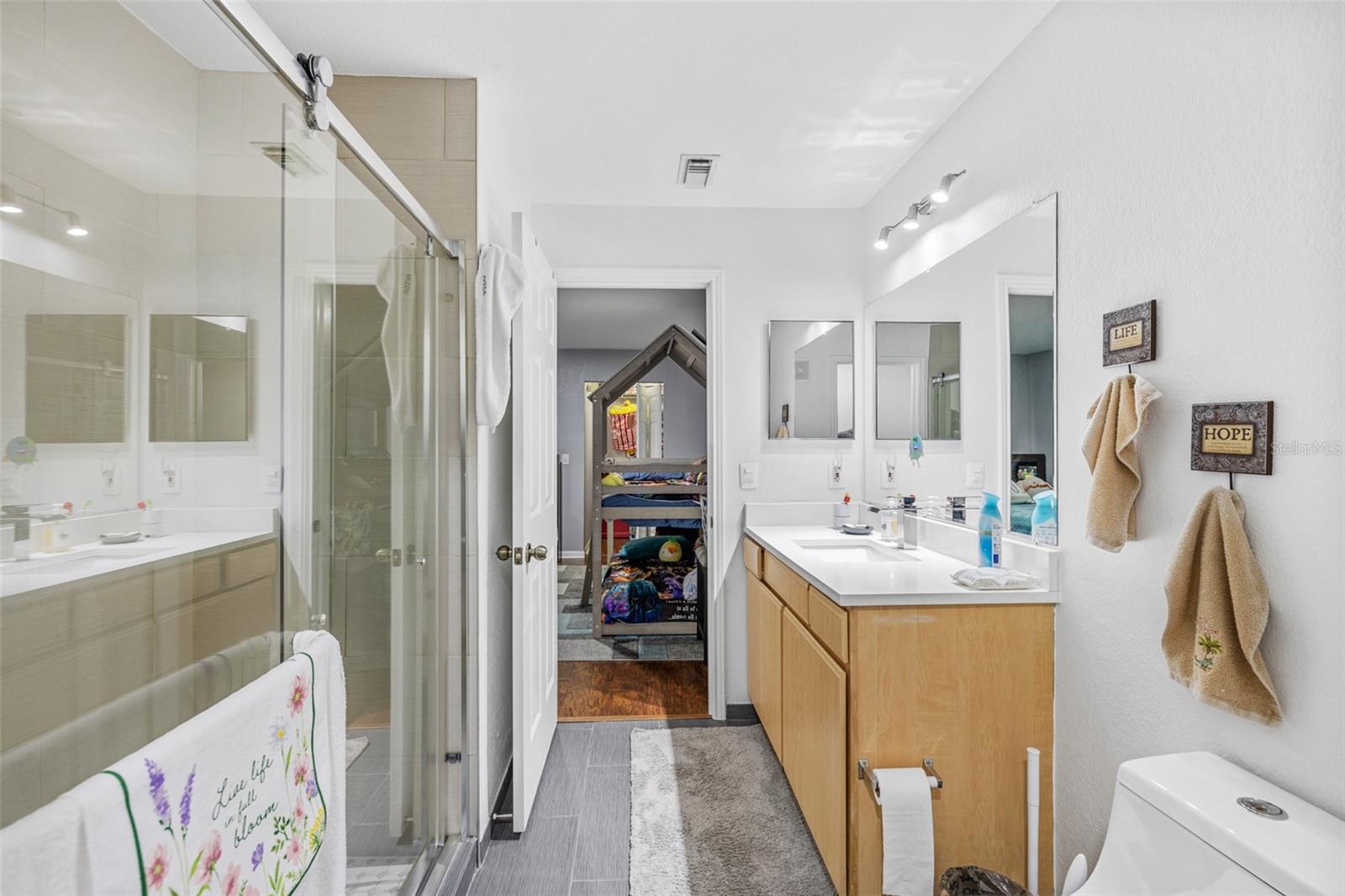 VILLAGGIO LAKES - Residential