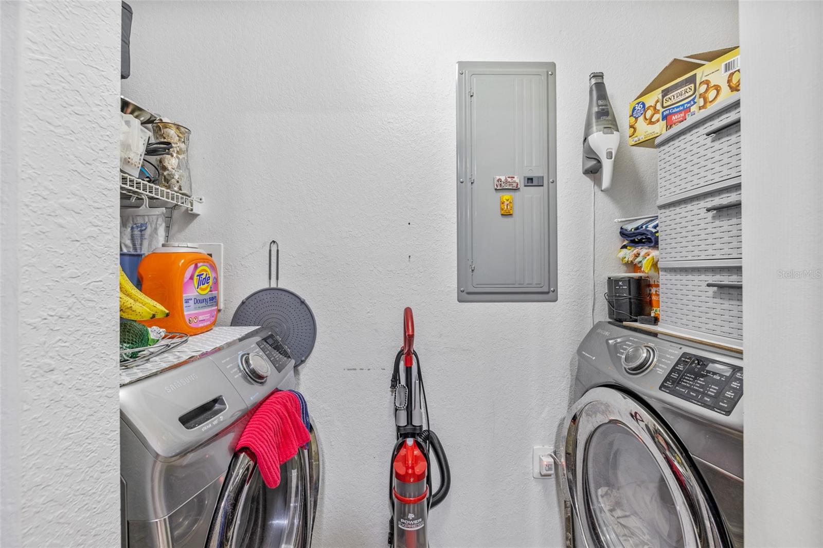 VILLAGGIO LAKES - Residential