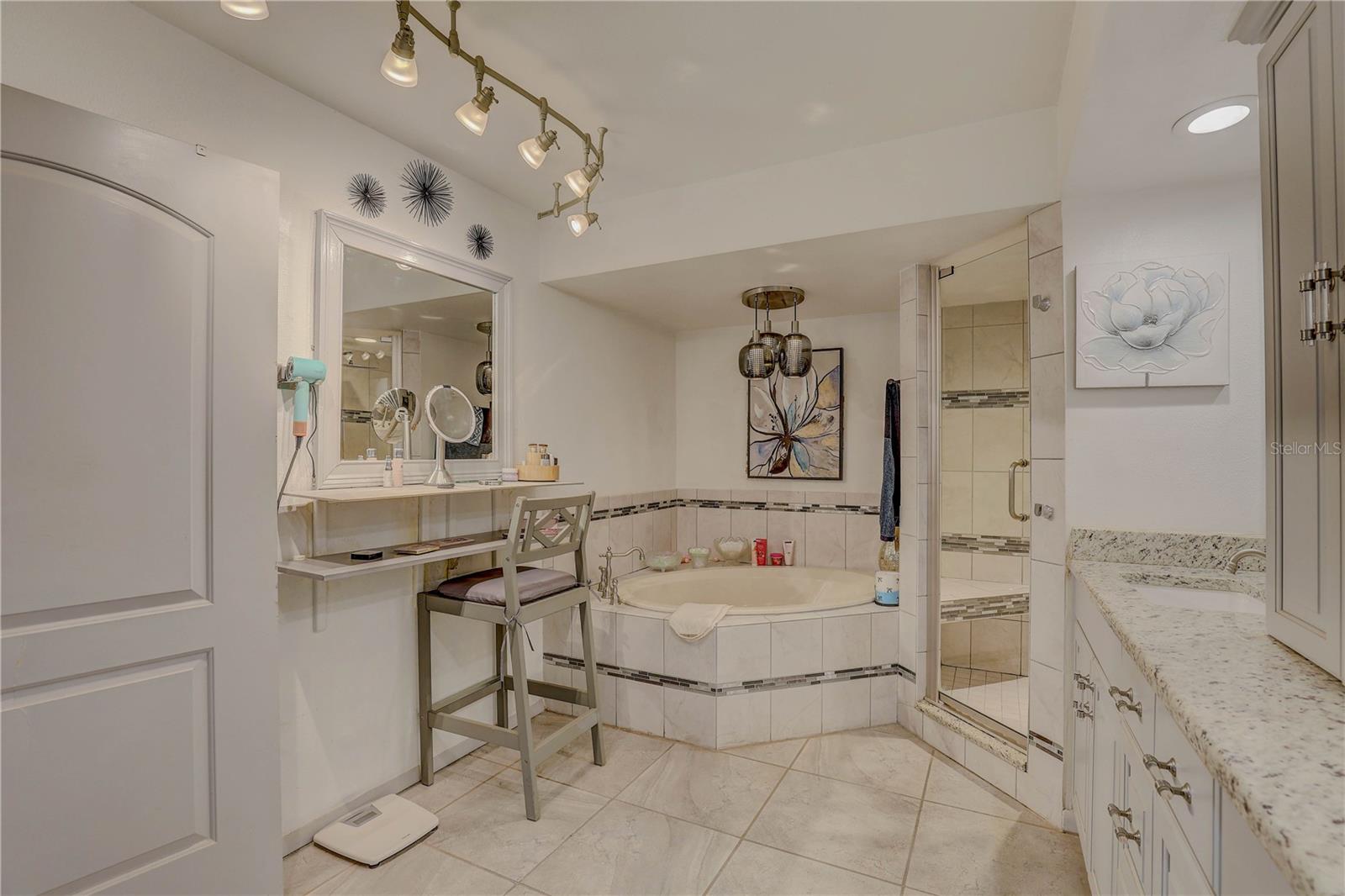 SUNSET PARK - Residential