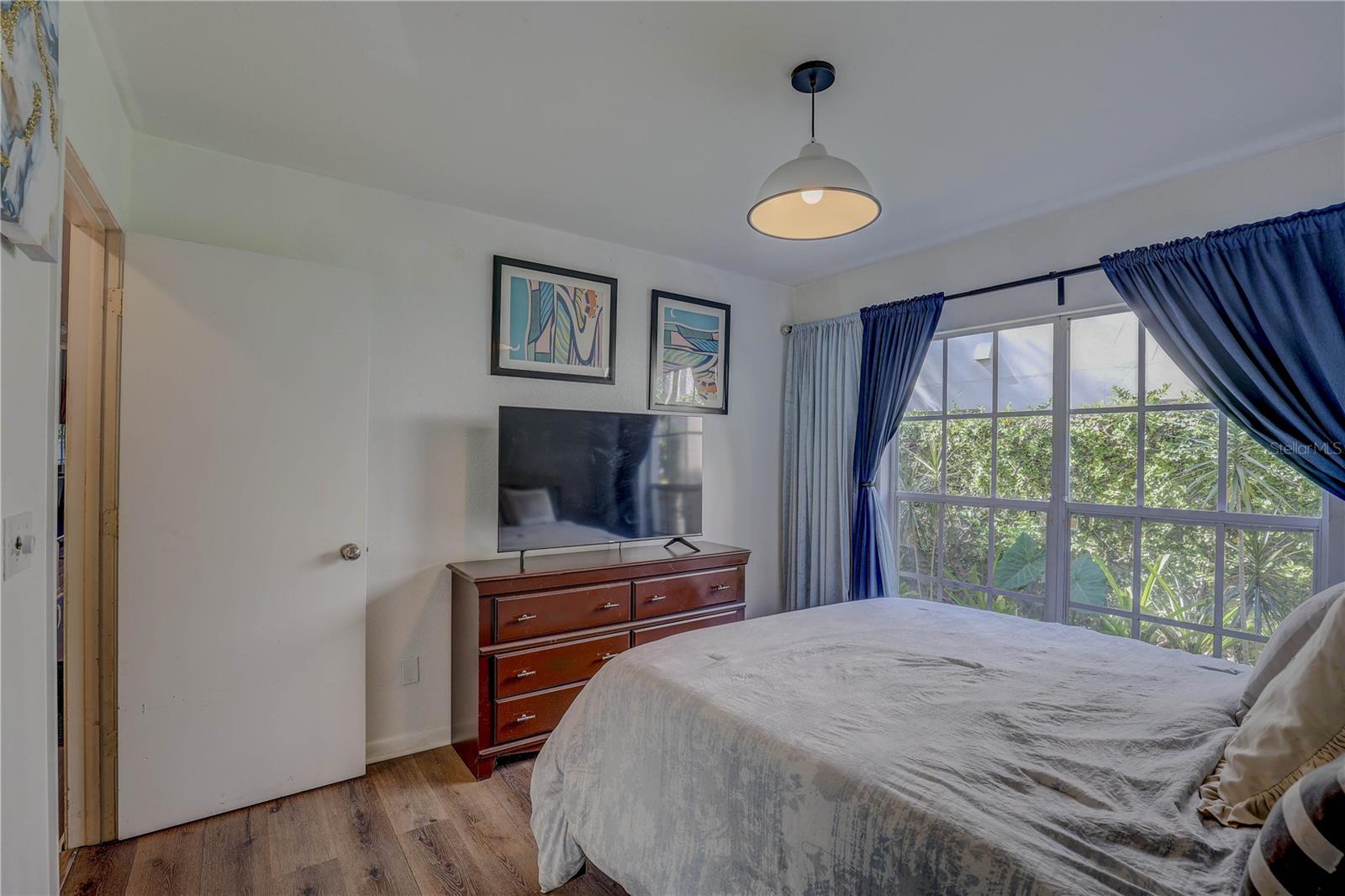 SUNSET PARK - Residential