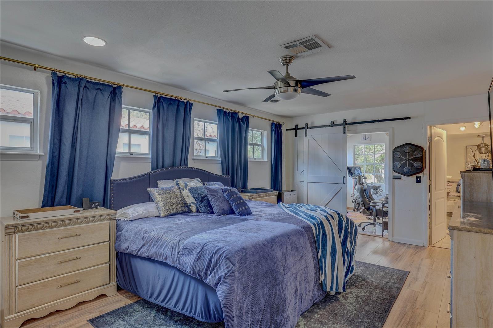 SUNSET PARK - Residential