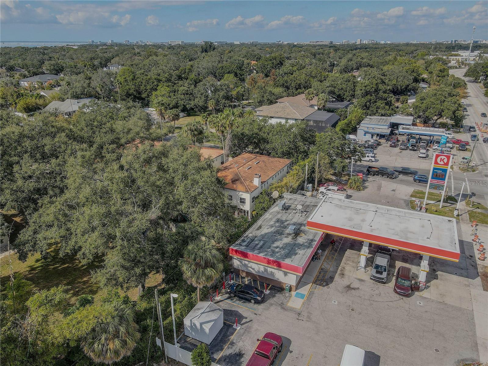 SUNSET PARK - Residential