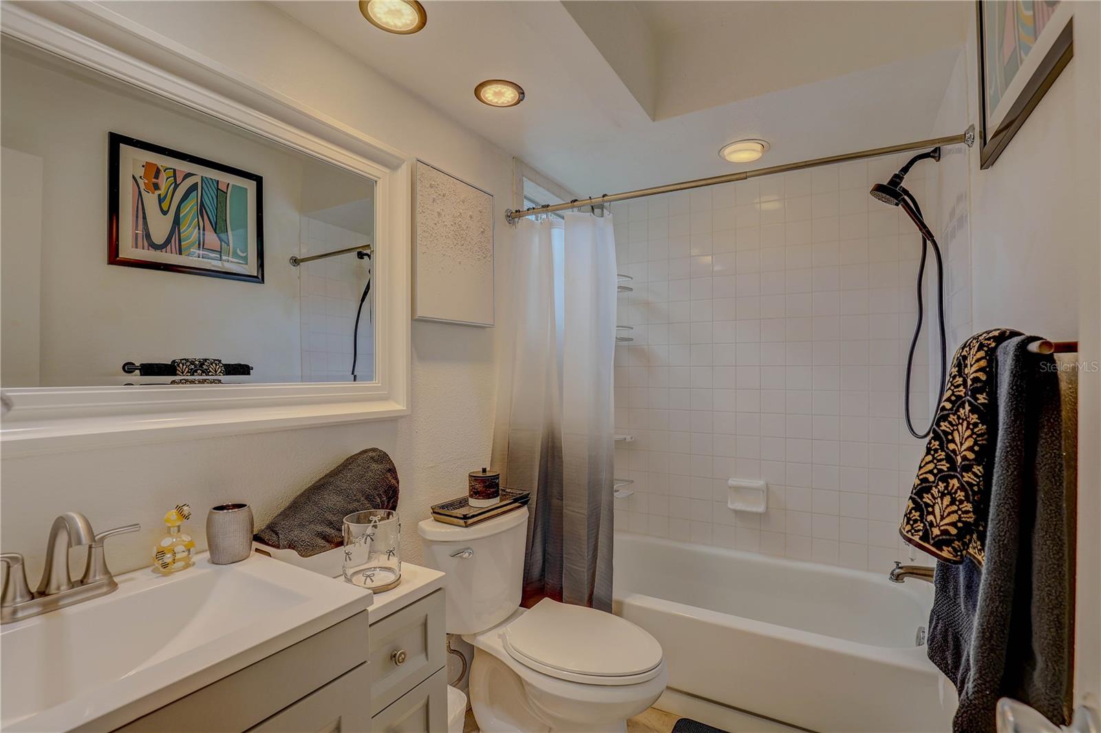 SUNSET PARK - Residential