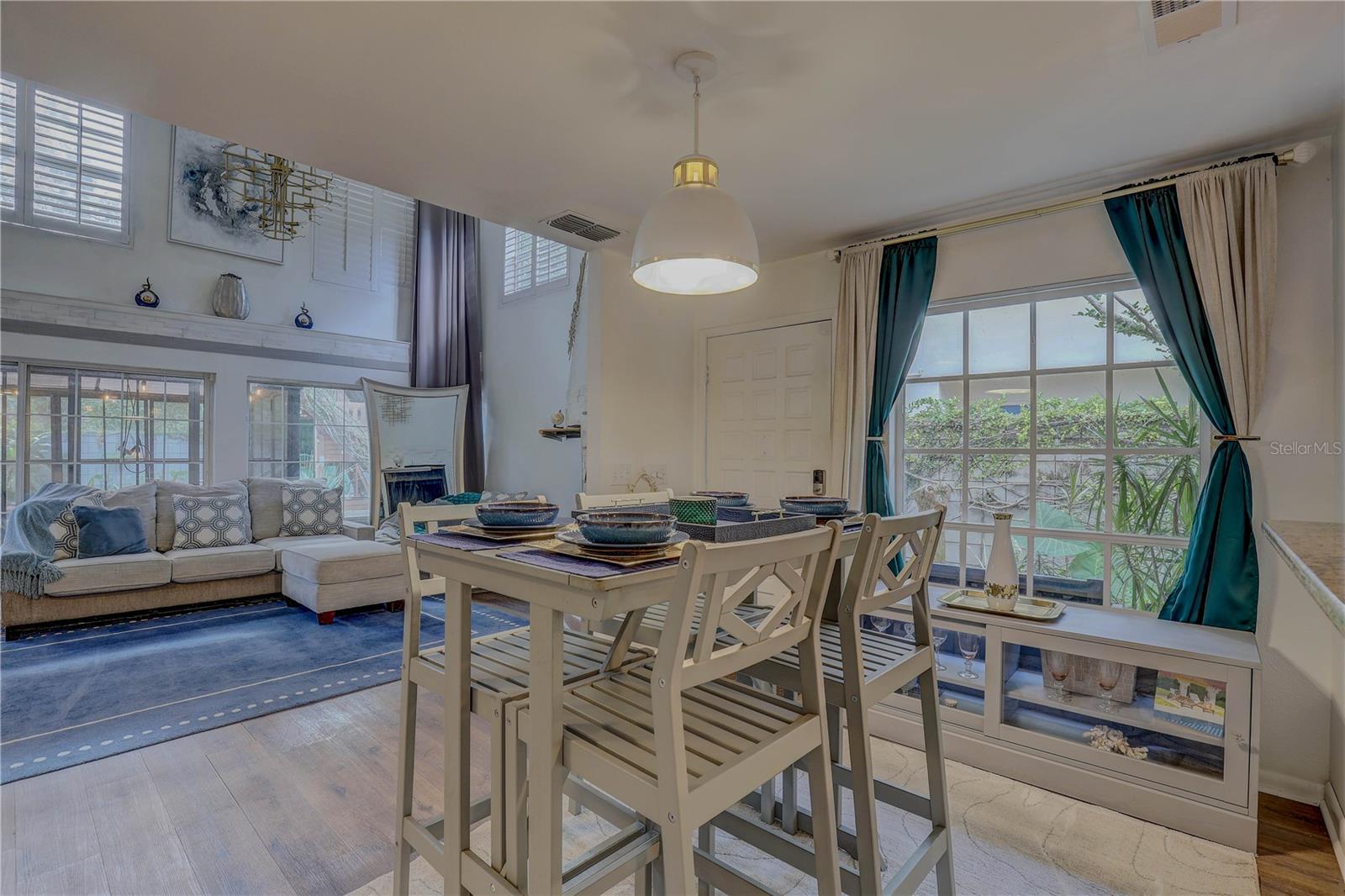 SUNSET PARK - Residential